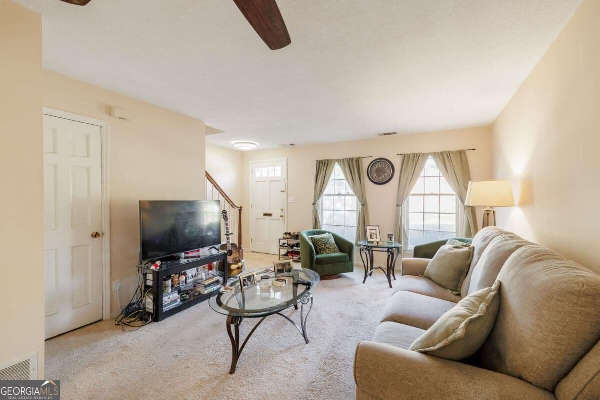 2 bedroom, 1.5 bathroom, 1,088 sq ft condominium for sale at 315 Georgetown Drive, Athens, GA 30605 — photo 6