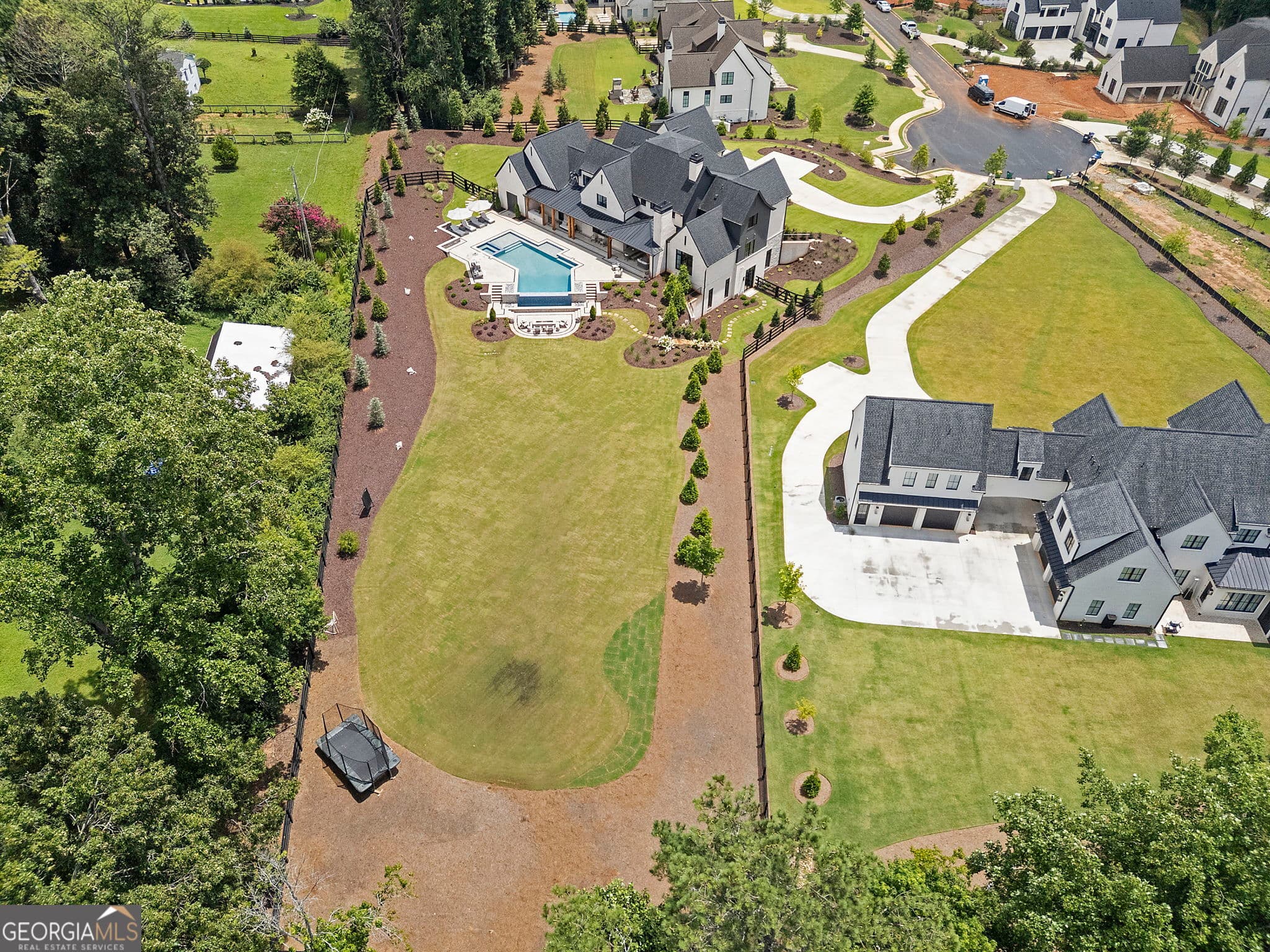 6 bedroom, 7 bathroom, 8,000 sq ft single family residence for sale at 1022 Lyndon Lane, Milton, GA 30004 — photo 4