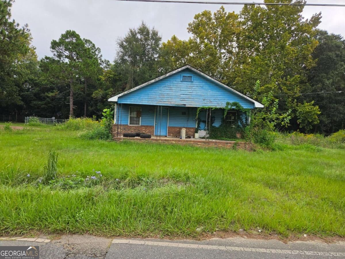 2 bedroom, 2 bathroom, 1,504 sq ft single family residence for sale at 3305 Southern Avenue N/A, Tifton, GA 31794 — photo 2