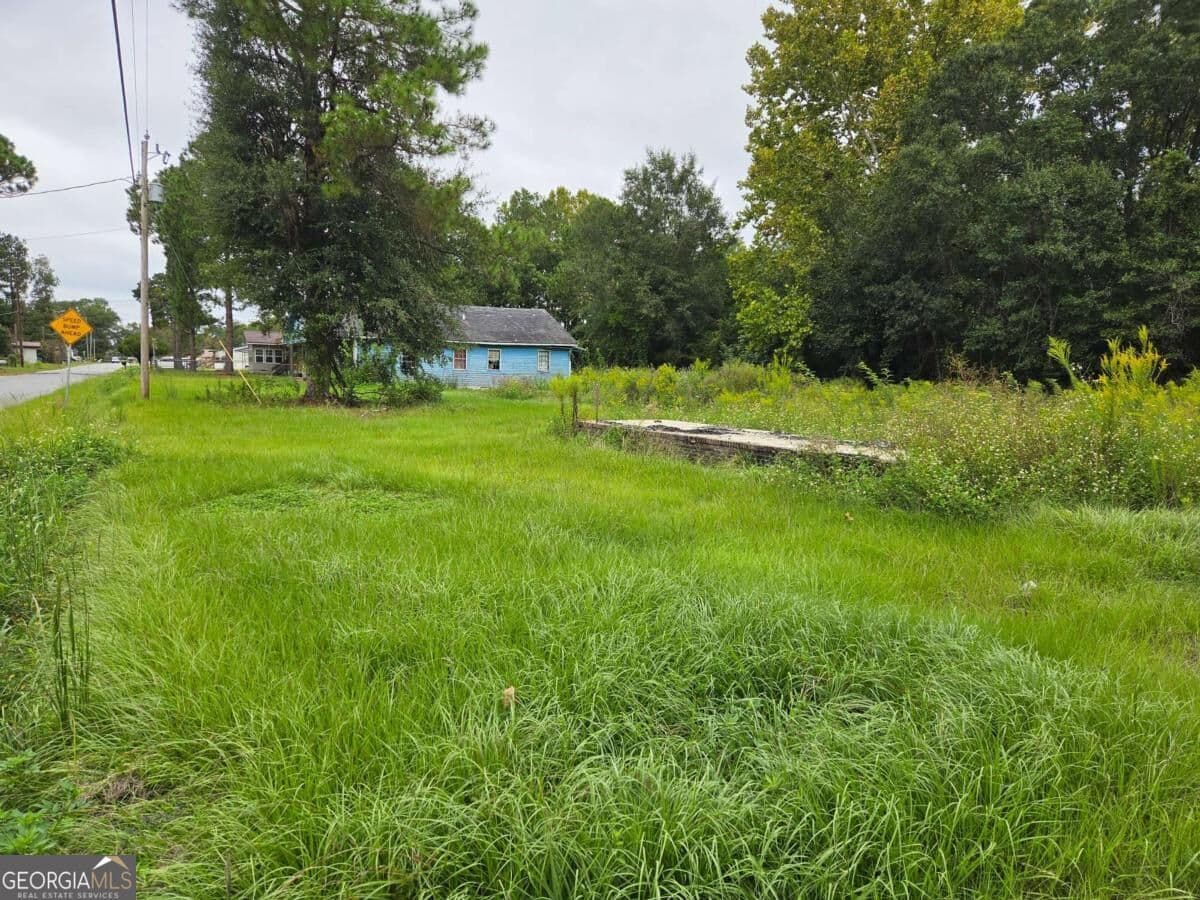 2 bedroom, 2 bathroom, 1,504 sq ft single family residence for sale at 3305 Southern Avenue N/A, Tifton, GA 31794 — photo 5