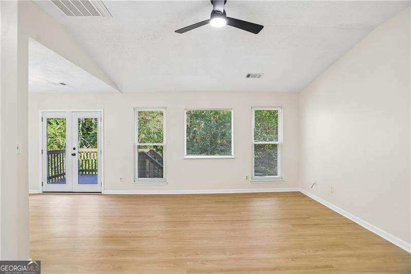 3 bedroom, 2 bathroom, 1,676 sq ft single family residence for sale at 6839 Silver Maple Drive, Rex, GA 30273 — photo 9