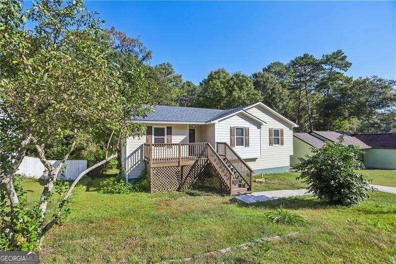 3 bedroom, 2 bathroom, 1,676 sq ft single family residence for sale at 6839 Silver Maple Drive, Rex, GA 30273 — photo 4
