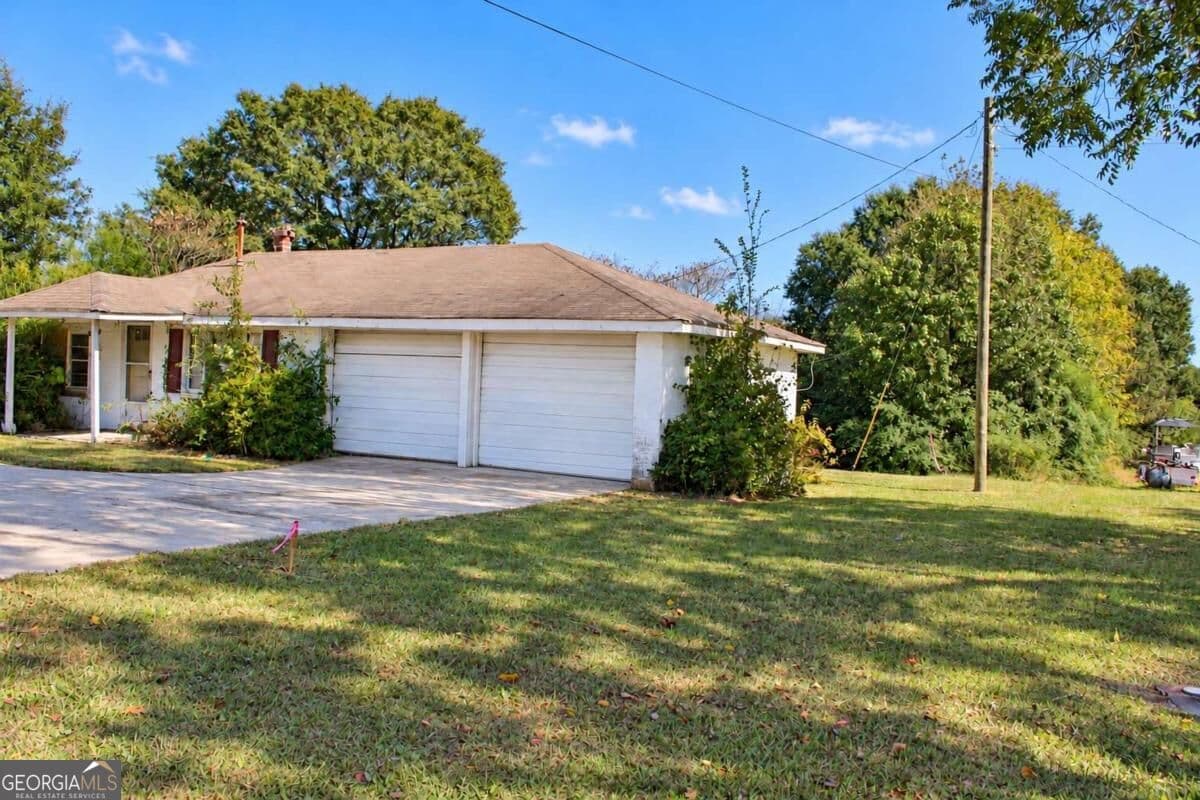 2 bedroom, 1 bathroom single family residence for sale at 1346 Lester Road, Conyers, GA 30012 — photo 3