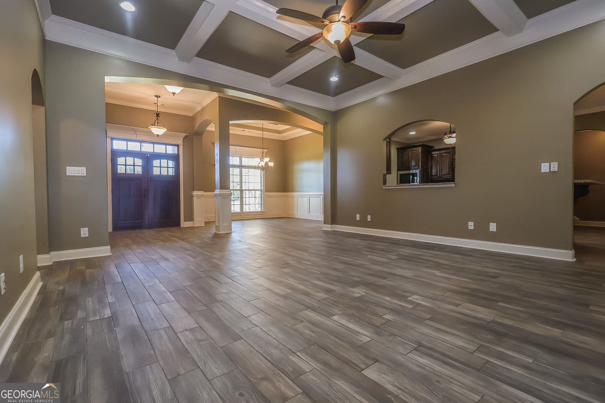 5 bedroom, 3 bathroom, 3,162 sq ft single family residence for sale at 4038 Coosa Drive, Bonaire, GA 31005 — photo 9