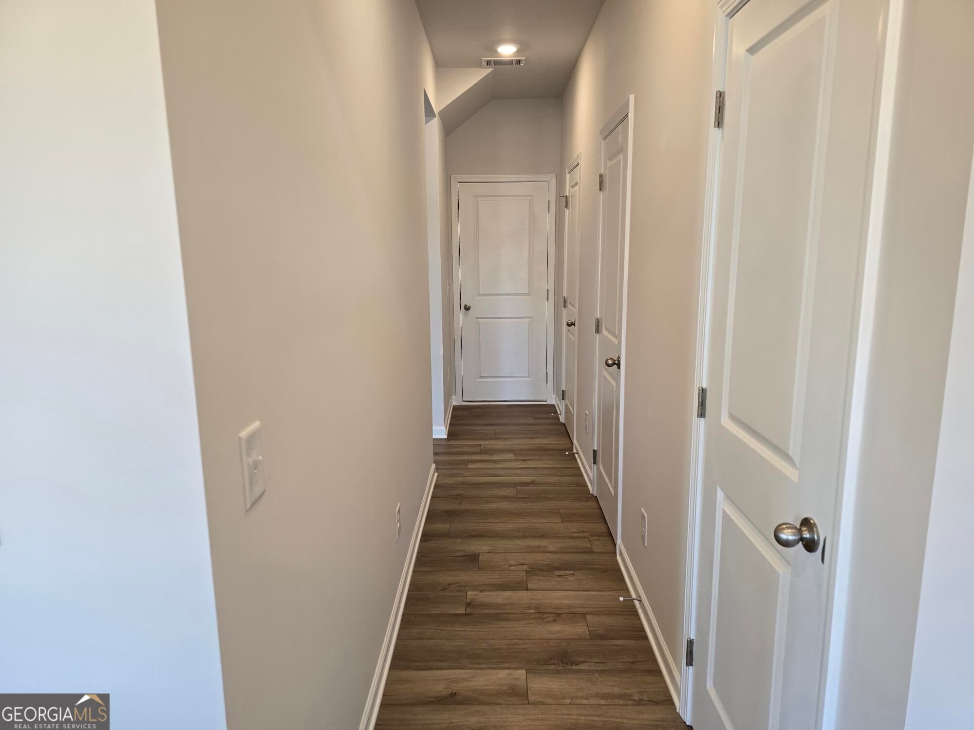 3 bedroom, 2.5 bathroom, 1,937 sq ft single family residence for sale at 5226 Trace View Drive, Flowery Branch, GA 30542 — photo 5