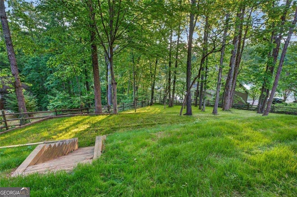 4 bedroom, 3.5 bathroom, 3,414 sq ft single family residence for sale at 2251 Briarcreek Bend, Kennesaw, GA 30152 — photo 7