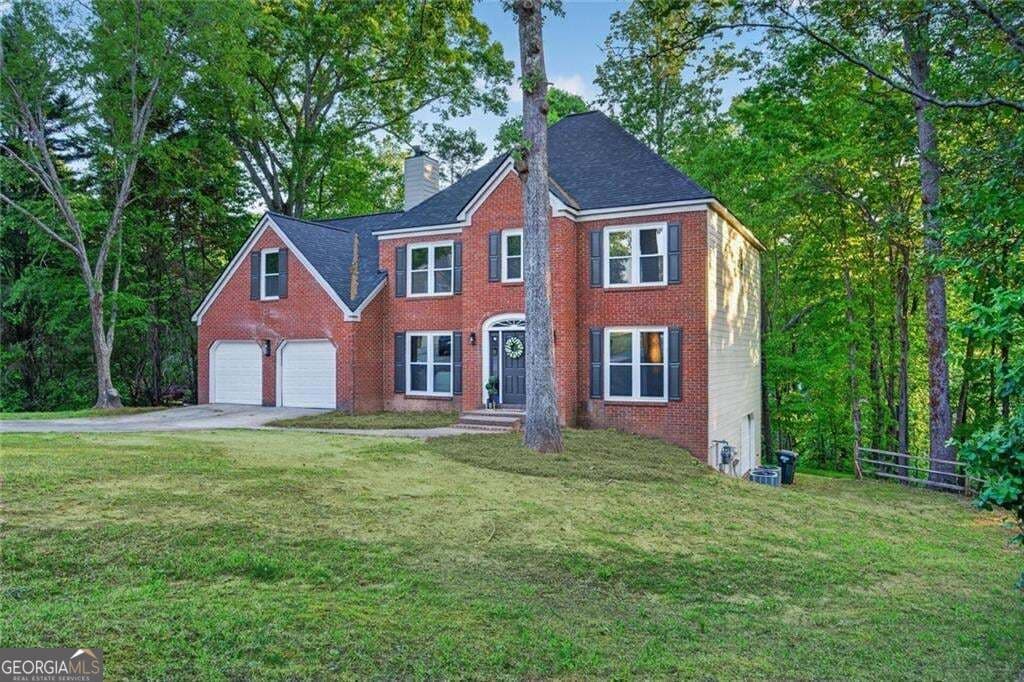 4 bedroom, 3.5 bathroom, 3,414 sq ft single family residence for sale at 2251 Briarcreek Bend, Kennesaw, GA 30152 — photo 3