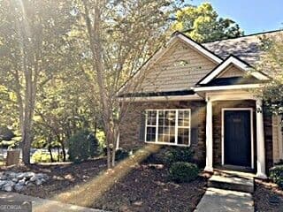 2 bedroom, 2 bathroom, 1,176 sq ft apartment for rent at 1325 Cedar Shoals Drive APT 1001, Athens, GA 30605 for $1,650 a month — photo 2