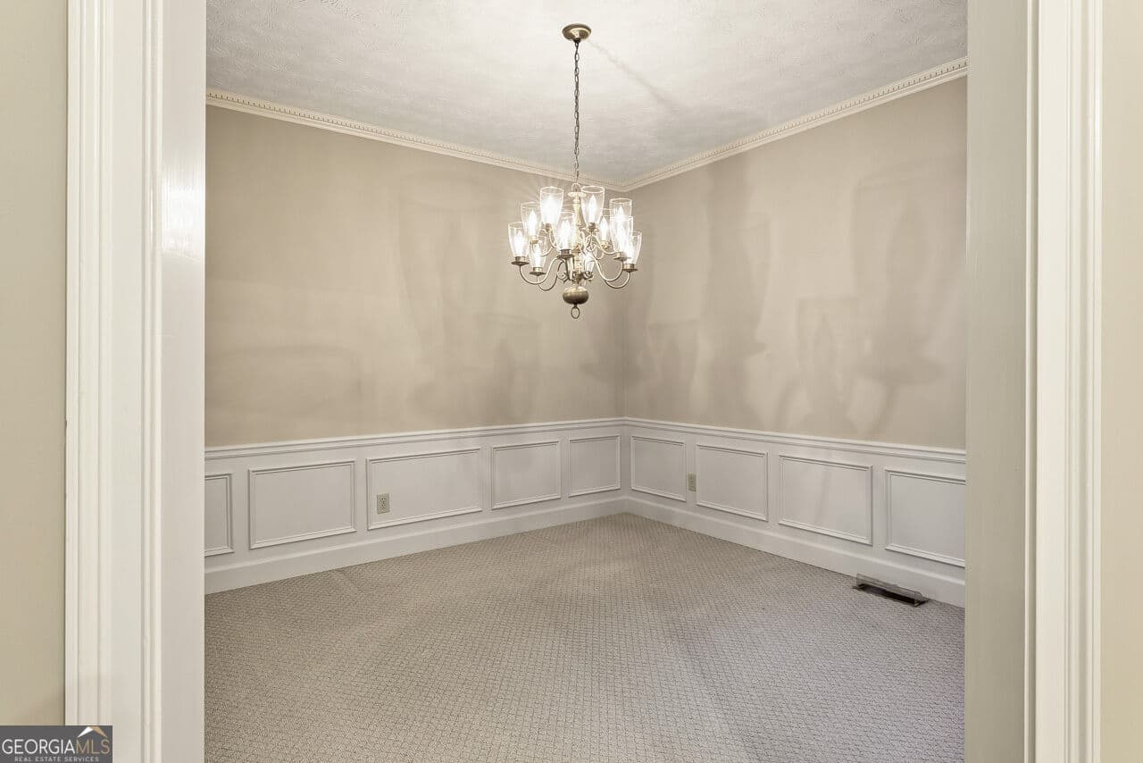 4 bedroom, 3 bathroom, 2,640 sq ft single family residence for sale at 2522 Chimney Ridge Drive, Conyers, GA 30094 — photo 3