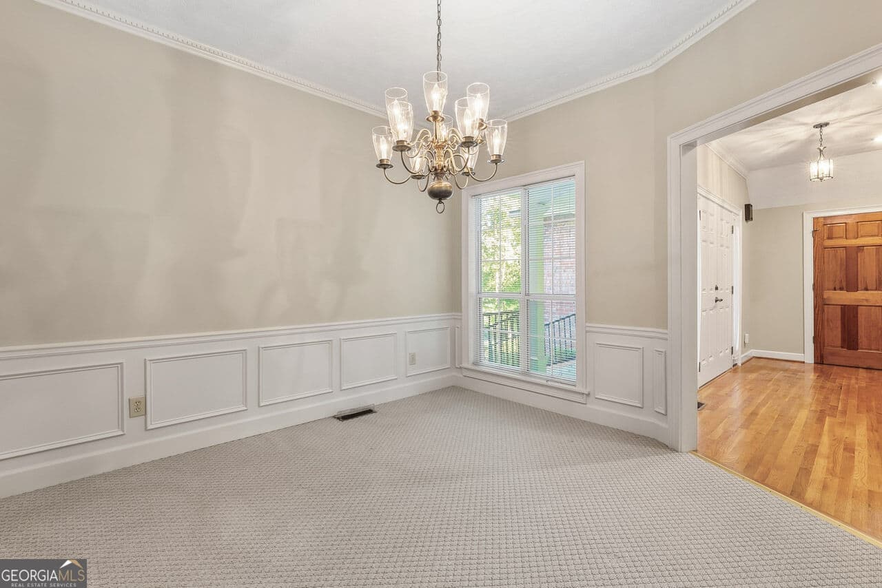 4 bedroom, 3 bathroom, 2,640 sq ft single family residence for sale at 2522 Chimney Ridge Drive, Conyers, GA 30094 — photo 4