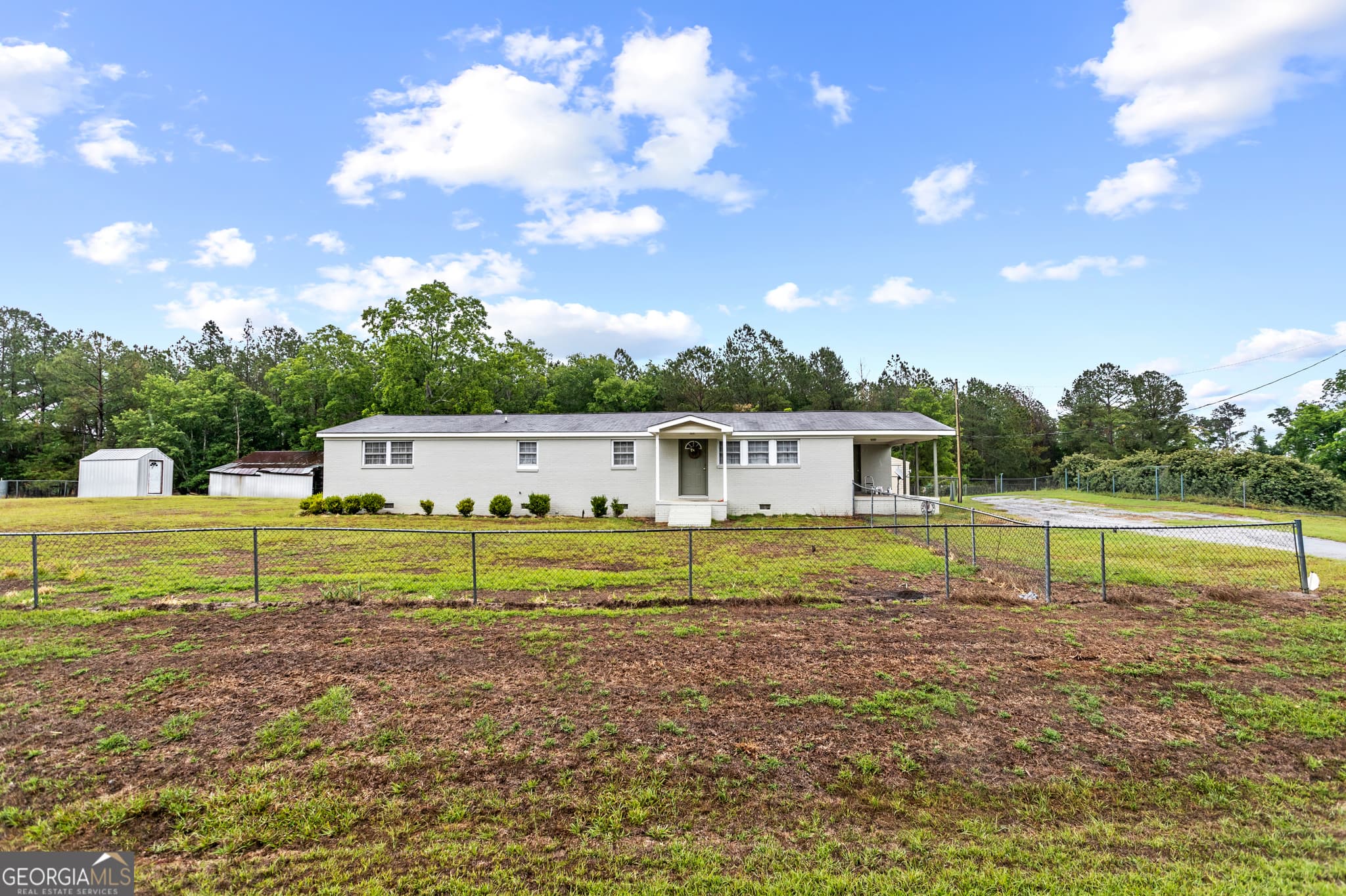 3 bedroom, 2 bathroom, 1,701 sq ft single family residence sold at 2879 Harden Chapel, Lyons, GA 30436