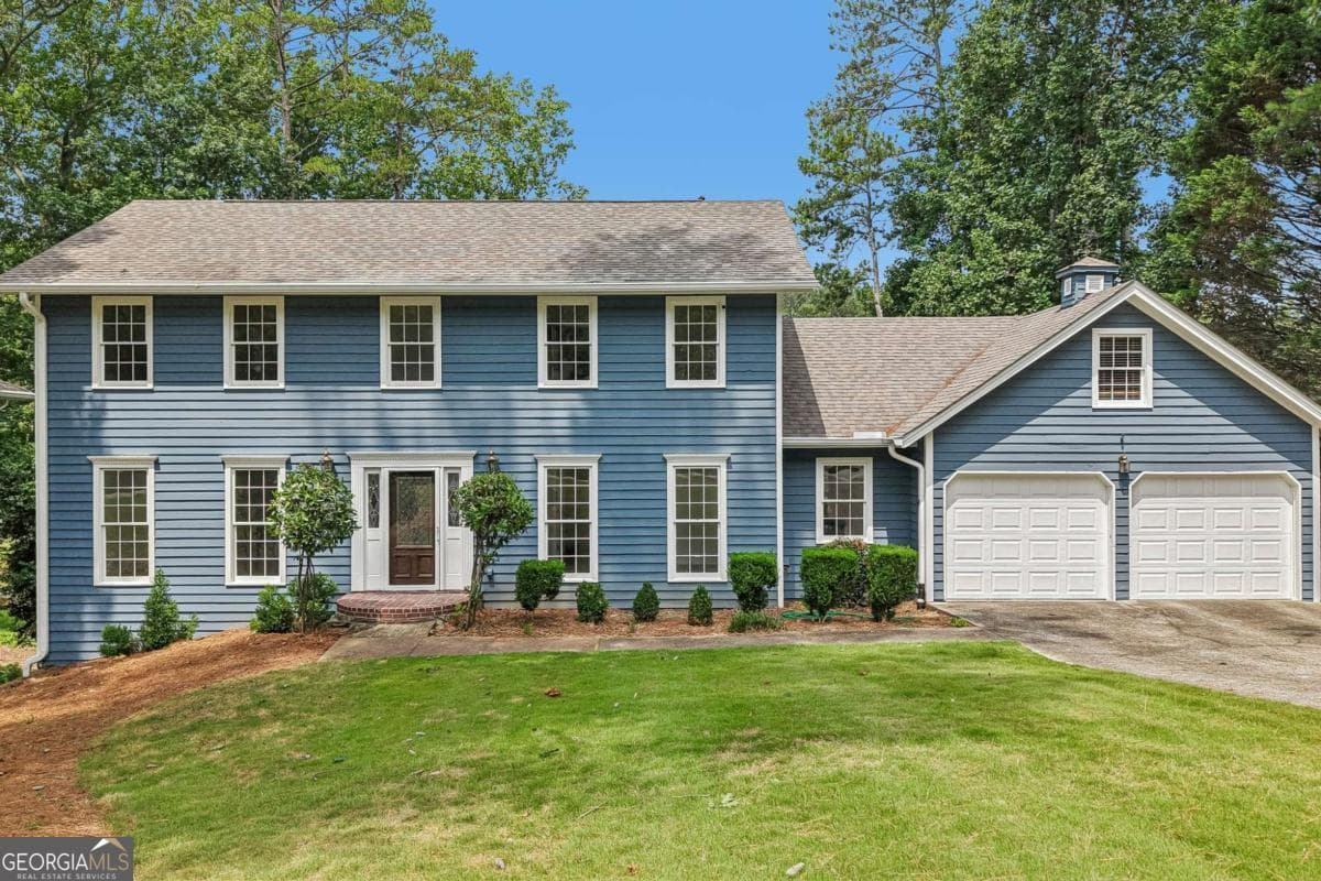 5 bedroom, 3.5 bathroom, 3,816 sq ft single family residence for rent at 5132 Willow Point Parkway, Marietta, GA 30068 for $3,750 a month — photo 1 of 1