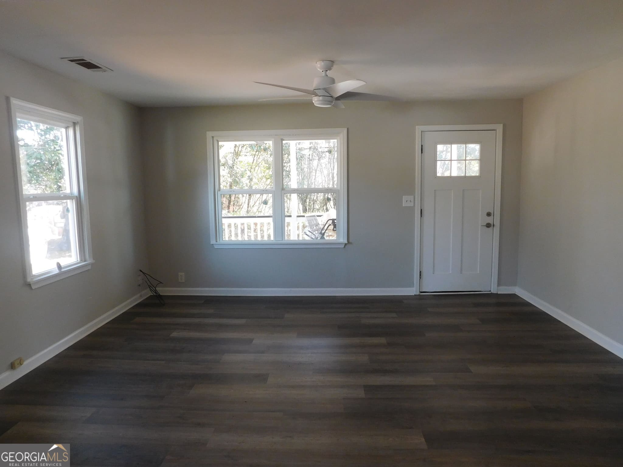 2 bedroom, 1.5 bathroom, 936 sq ft single family residence for sale at 2625 Rock Chapel Road, Lithonia, GA 30058 — photo 7