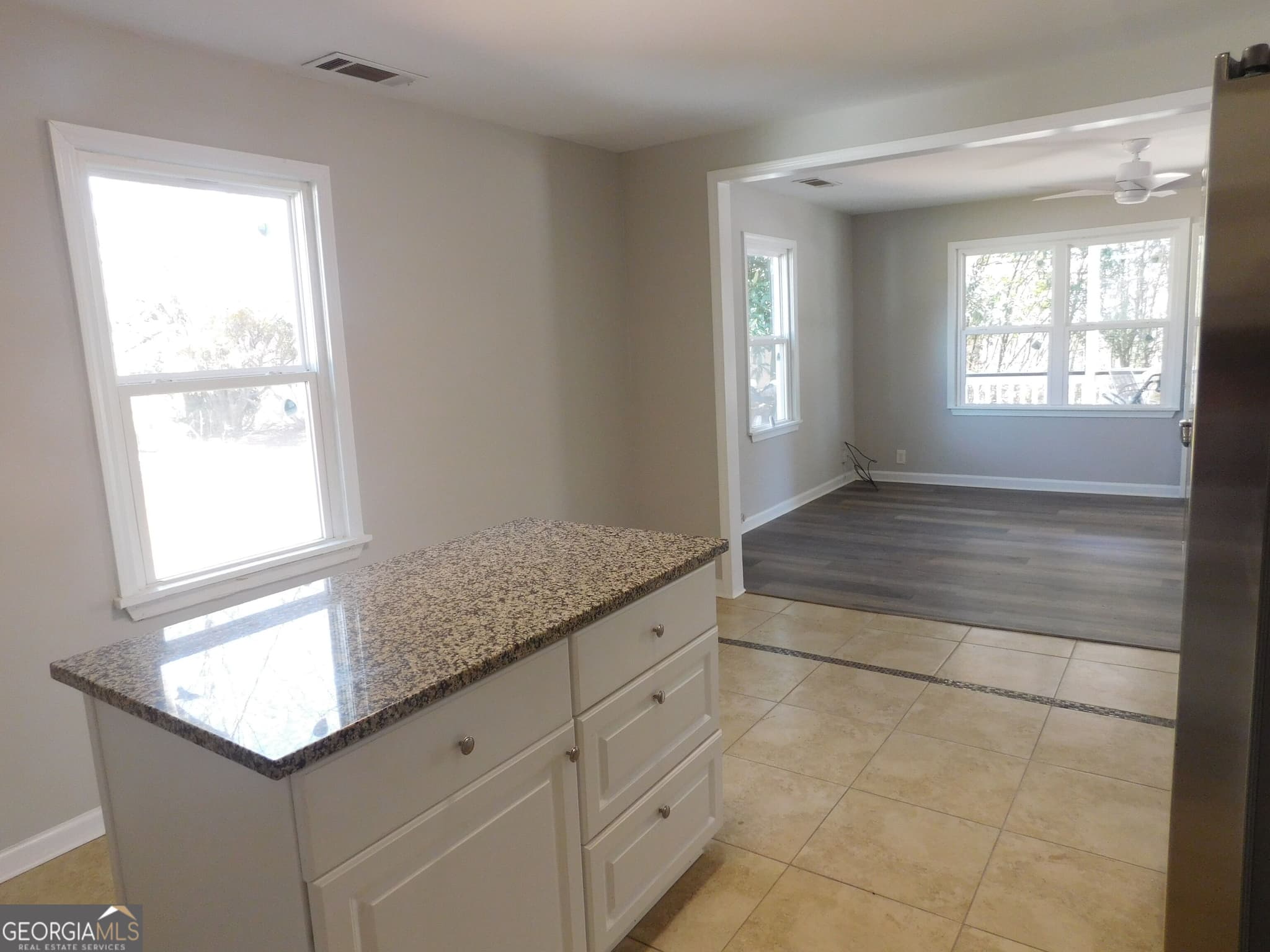 2 bedroom, 1.5 bathroom, 936 sq ft single family residence for sale at 2625 Rock Chapel Road, Lithonia, GA 30058 — photo 5