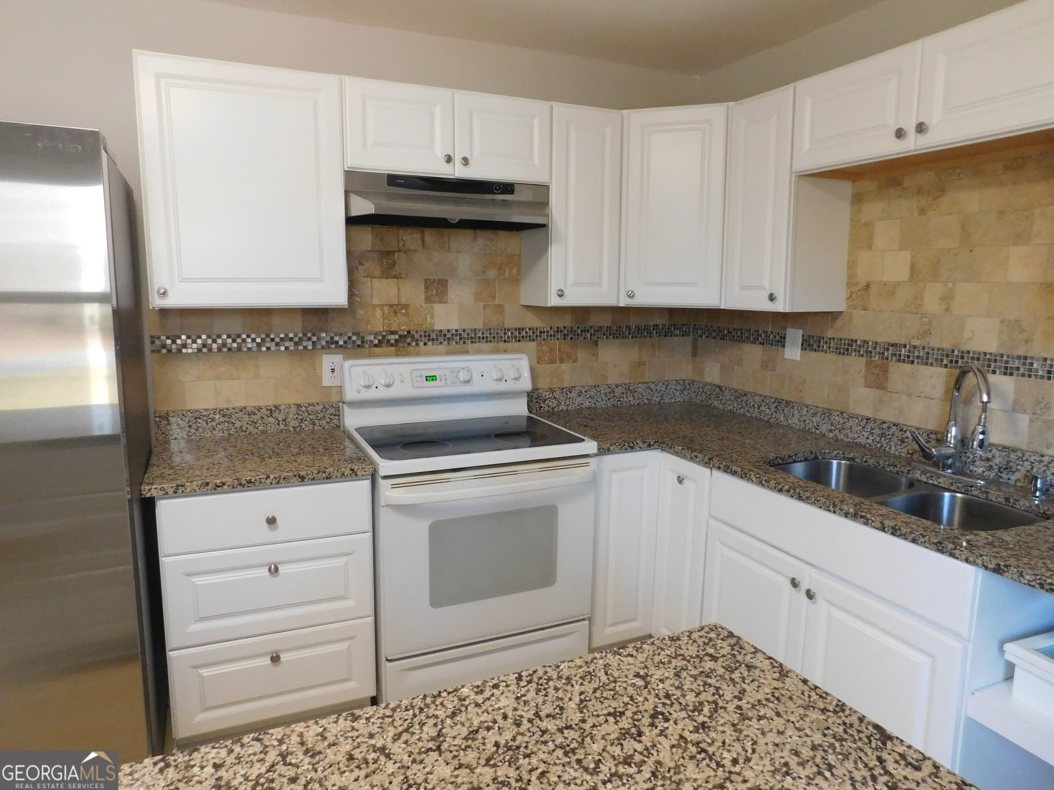 2 bedroom, 1.5 bathroom, 936 sq ft single family residence for sale at 2625 Rock Chapel Road, Lithonia, GA 30058 — photo 9