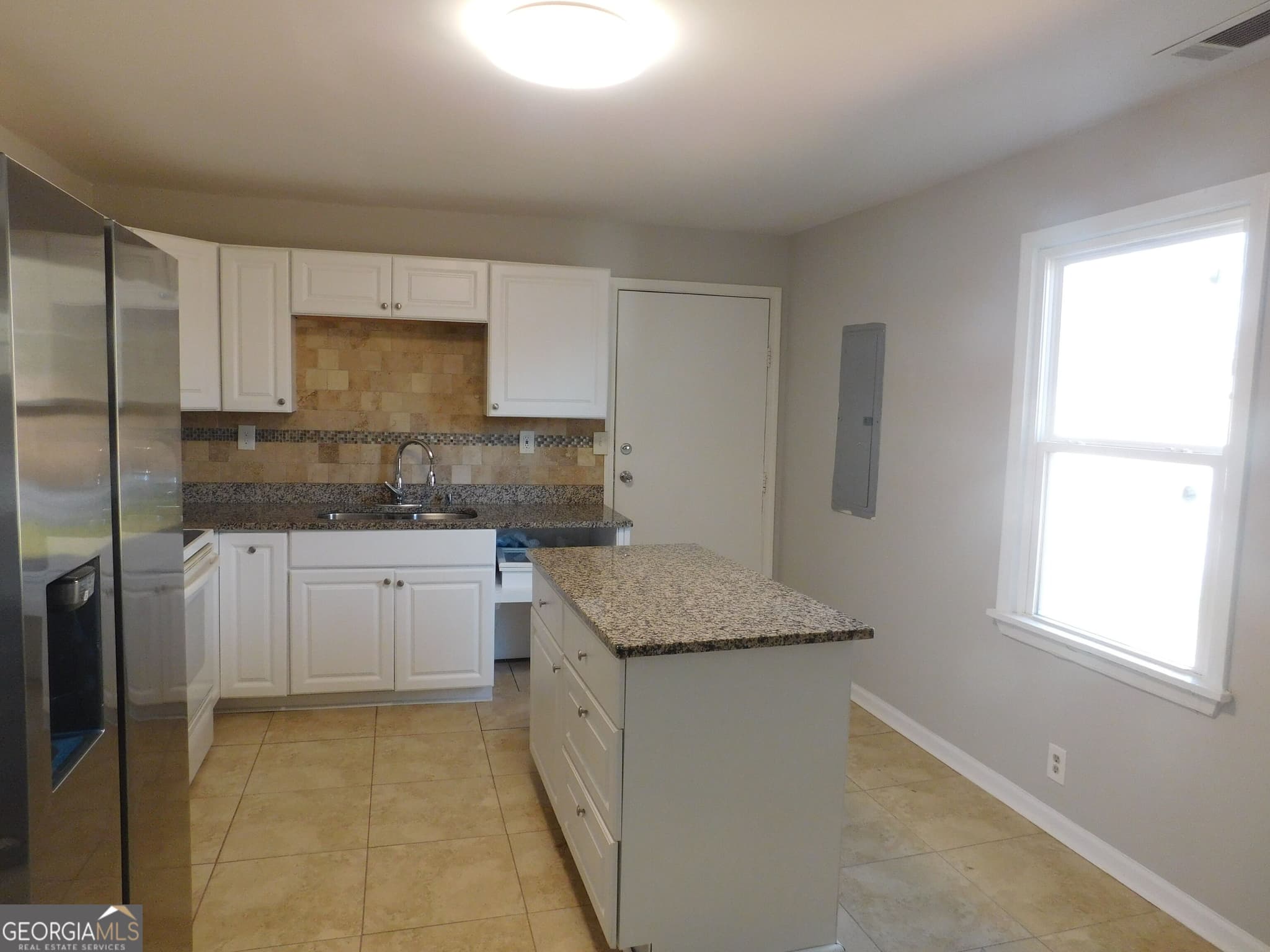 2 bedroom, 1.5 bathroom, 936 sq ft single family residence for sale at 2625 Rock Chapel Road, Lithonia, GA 30058 — photo 8