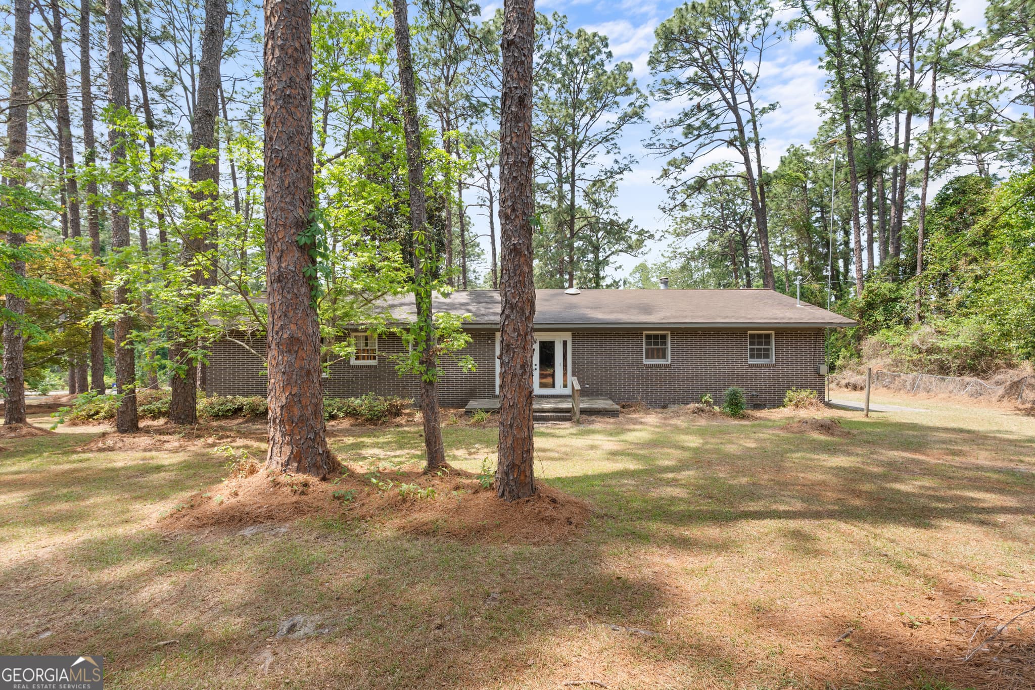 3 bedroom, 2 bathroom, 1,831 sq ft single family residence for sale at 103 Wildwood Drive, Sylvania, GA 30467 — photo 5
