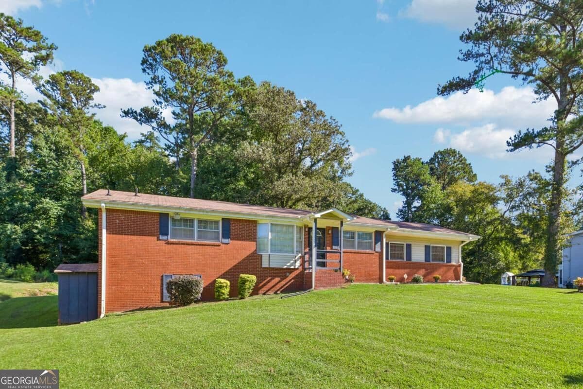 2 bedroom, 2 bathroom, 1,232 sq ft single family residence for sale at 496 Gardner Road, Stockbridge, GA 30281 — photo 4