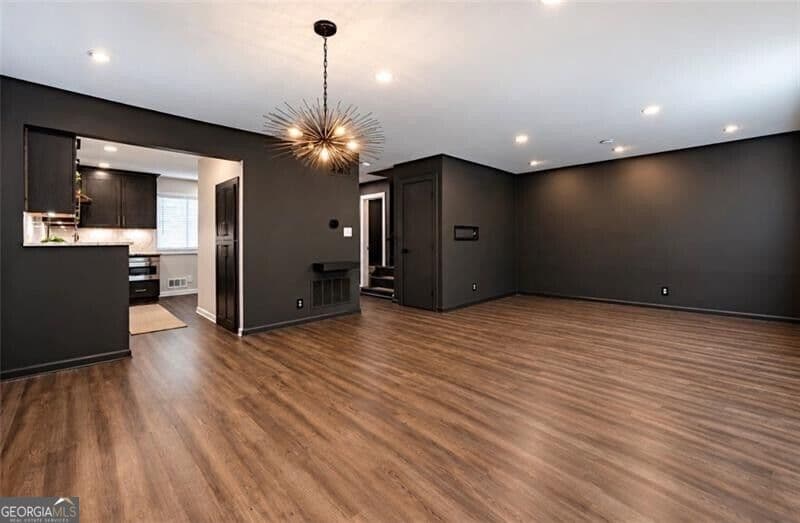 3 bedroom, 2.5 bathroom, 1,647 sq ft condominium for sale at 3322 Northcrest Road B, Doraville, GA 30340 — photo 7