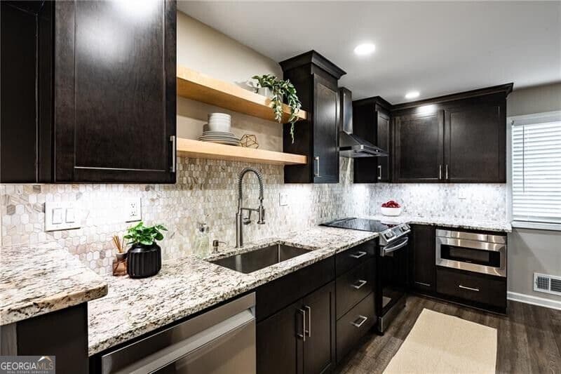 3 bedroom, 2.5 bathroom, 1,647 sq ft condominium for sale at 3322 Northcrest Road B, Doraville, GA 30340 — photo 9