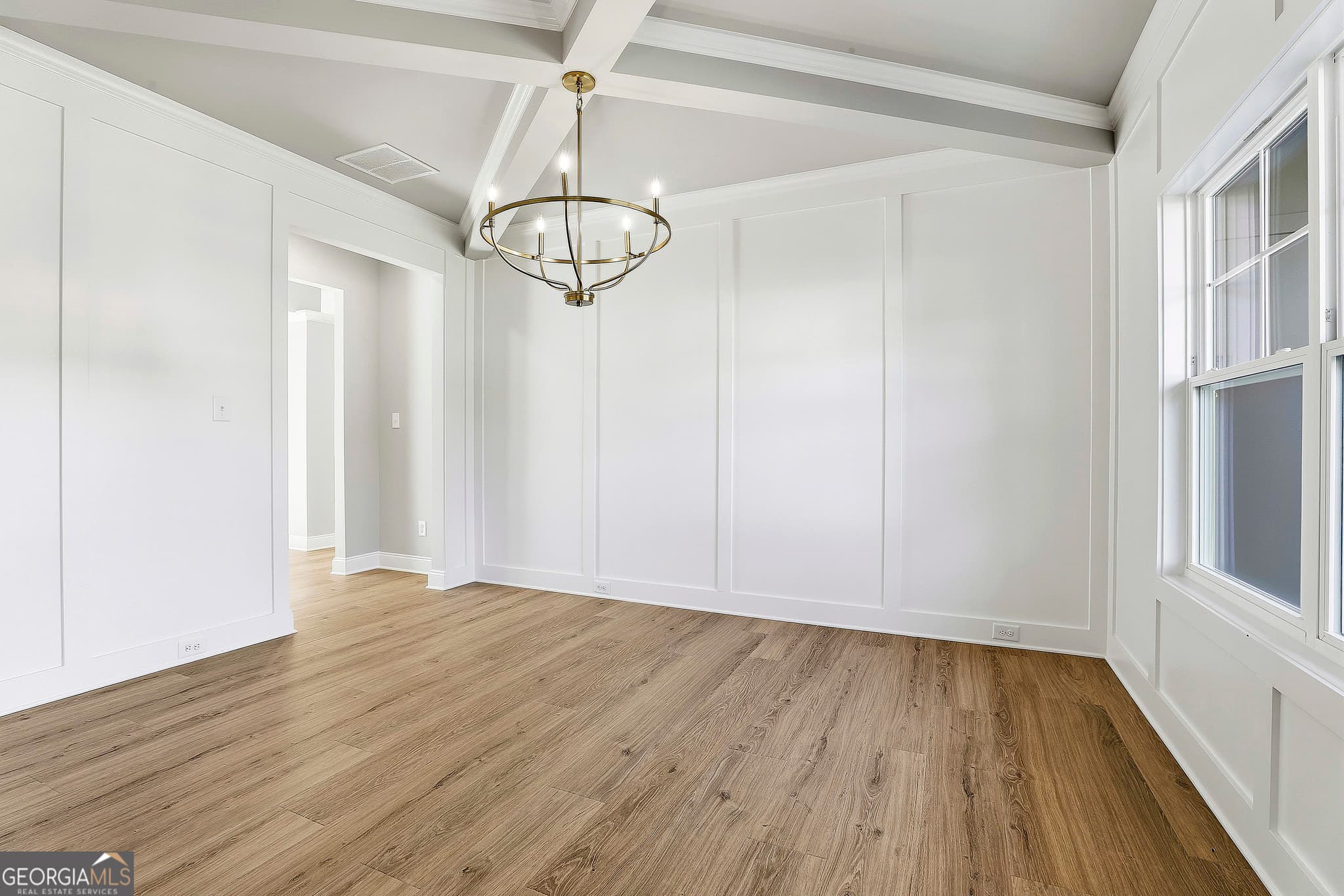 5 bedroom, 4 bathroom, 3,458 sq ft single family residence for sale at 948 Traveler Lane 50, Williamson, GA 30292 — photo 8