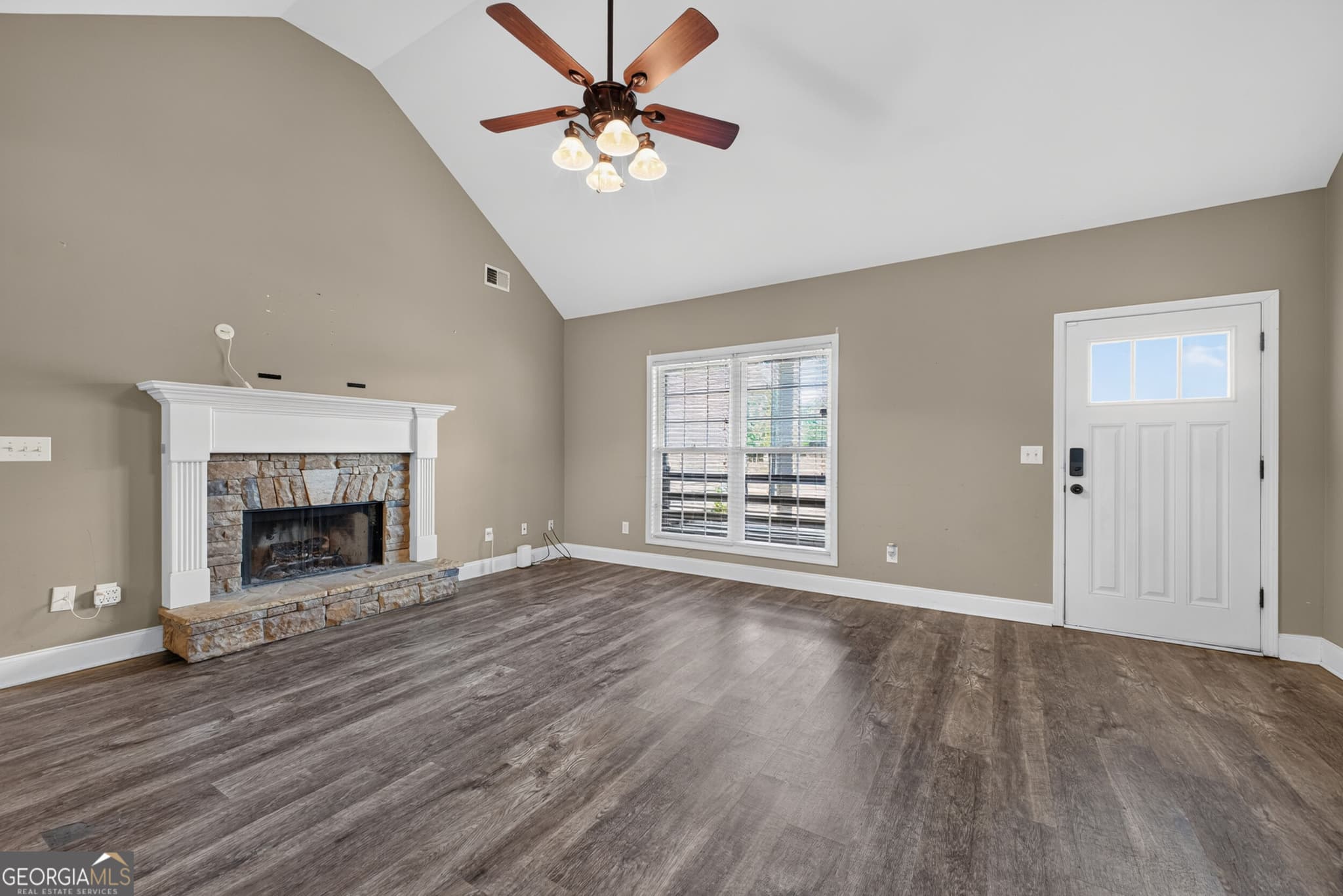4 bedroom, 2 bathroom, 1,600 sq ft single family residence for sale at 465 Willow Springs Drive, Dallas, GA 30132 — photo 10