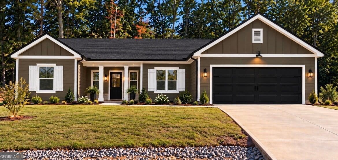 3 bedroom, 2 bathroom, 1,500 sq ft single family residence for sale at 1076 Oglesby Boulevard, Elberton, GA 30635 — photo 2