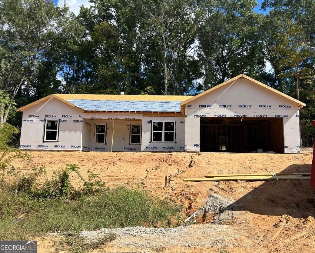 3 bedroom, 2 bathroom, 1,500 sq ft single family residence for sale at 1076 Oglesby Boulevard, Elberton, GA 30635