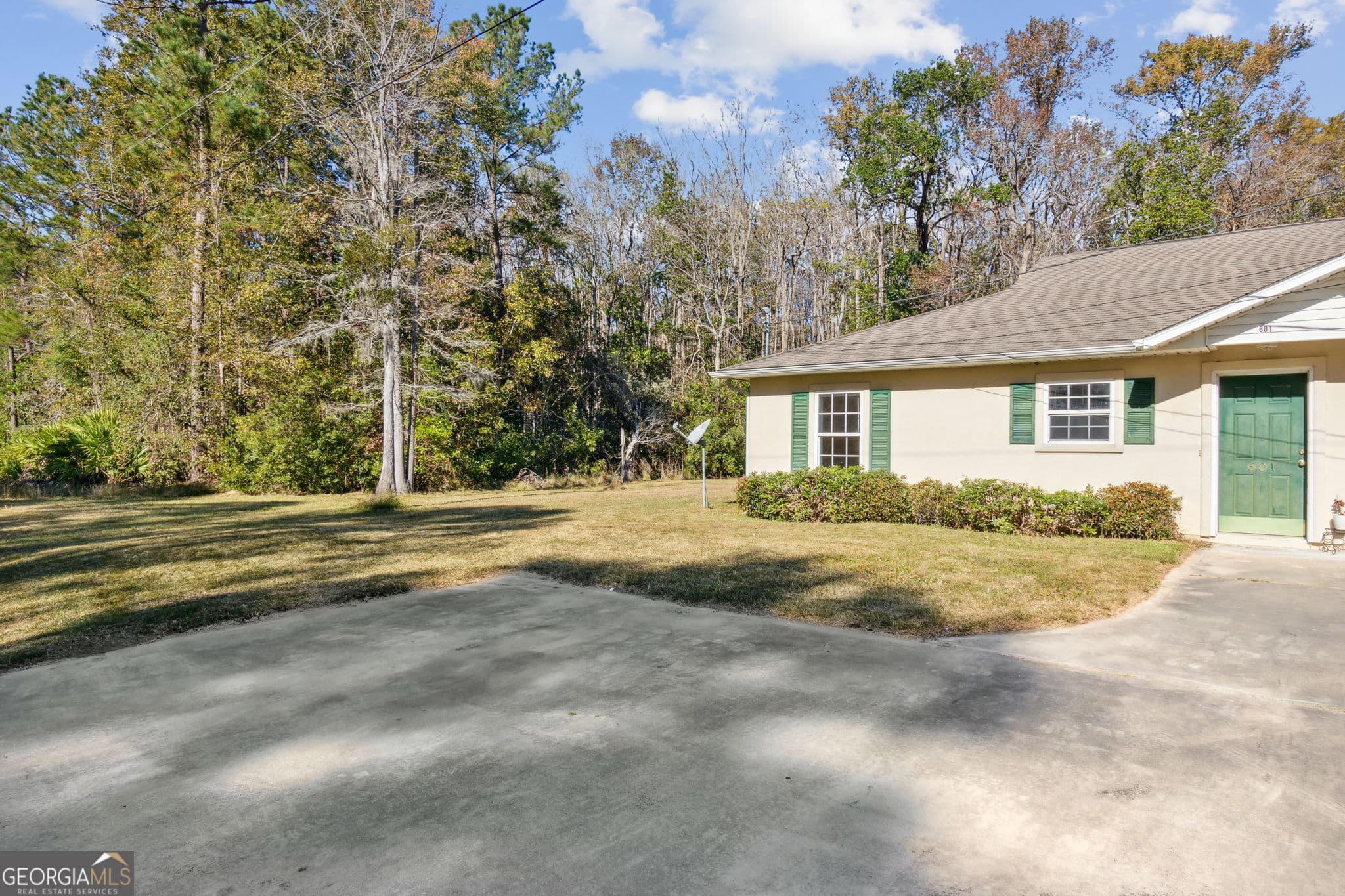 601 E Lawnwood Avenue, Kingsland, GA 31548 — most recent listing photo
