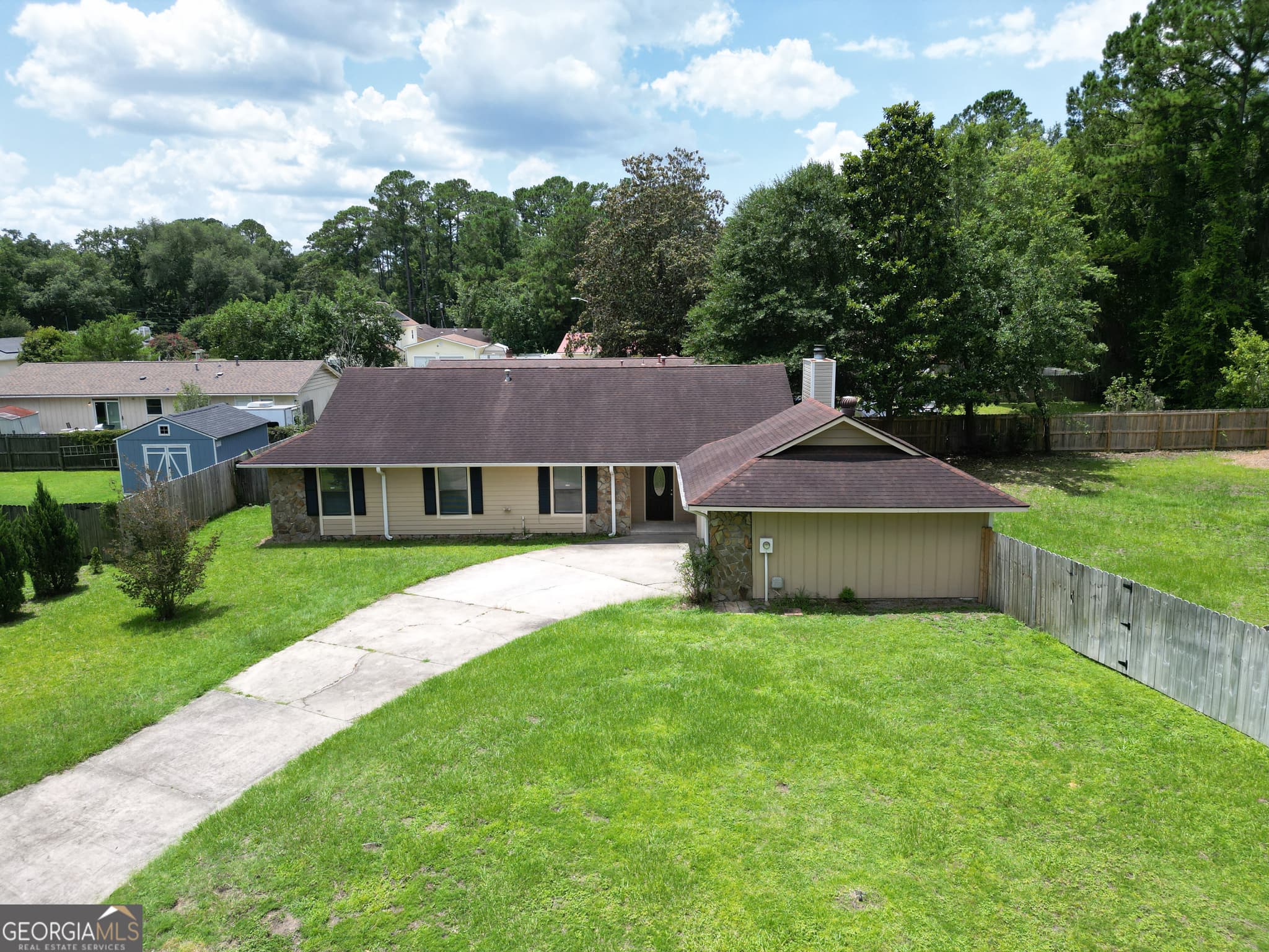 4 bedroom, 2 bathroom, 1,652 sq ft single family residence for sale at 811 Cutter Court, Hinesville, GA 31313