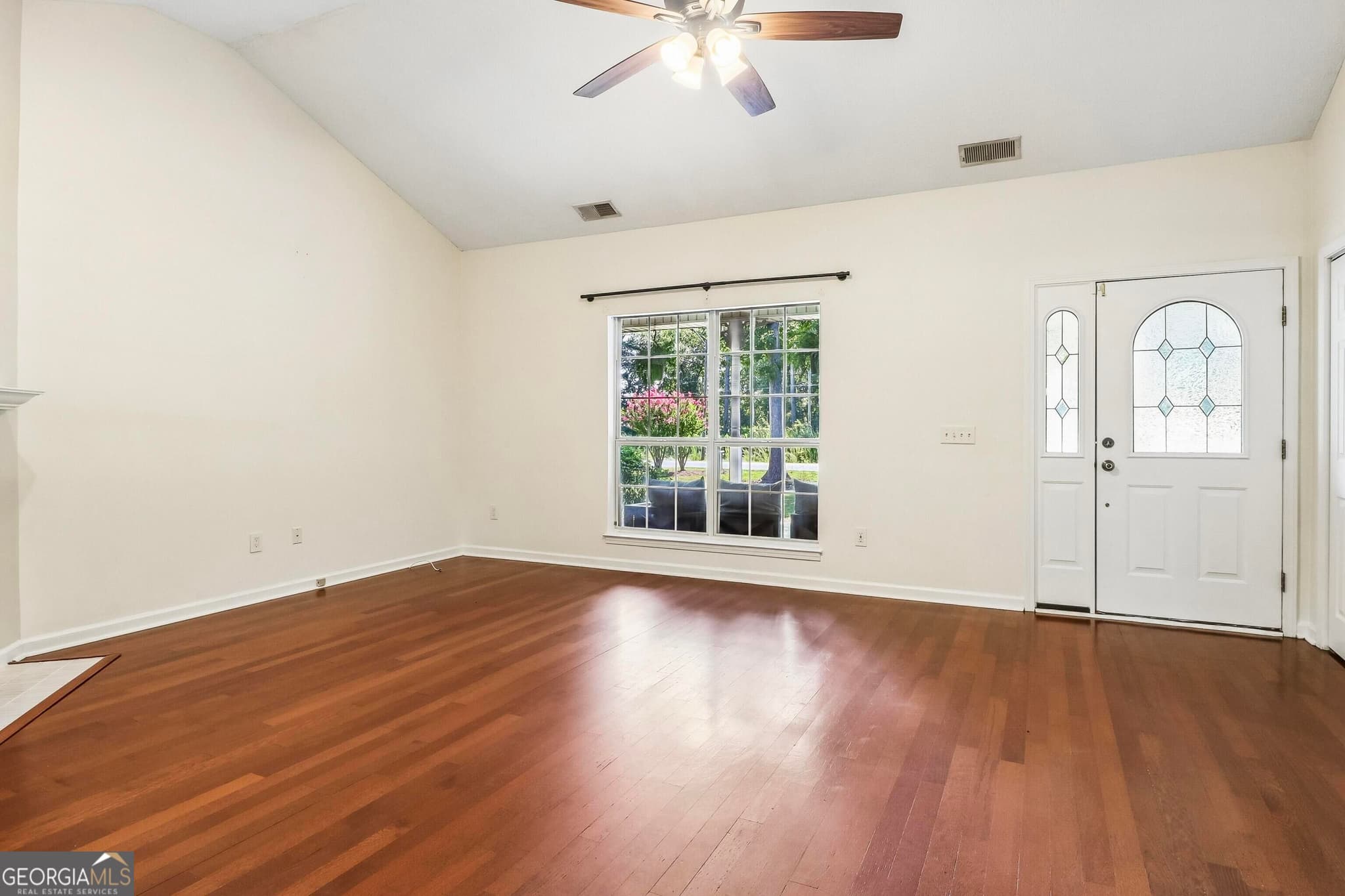 3 bedroom, 2 bathroom, 2,240 sq ft single family residence for sale at 390 Central Avenue, Guyton, GA 31312 — photo 6