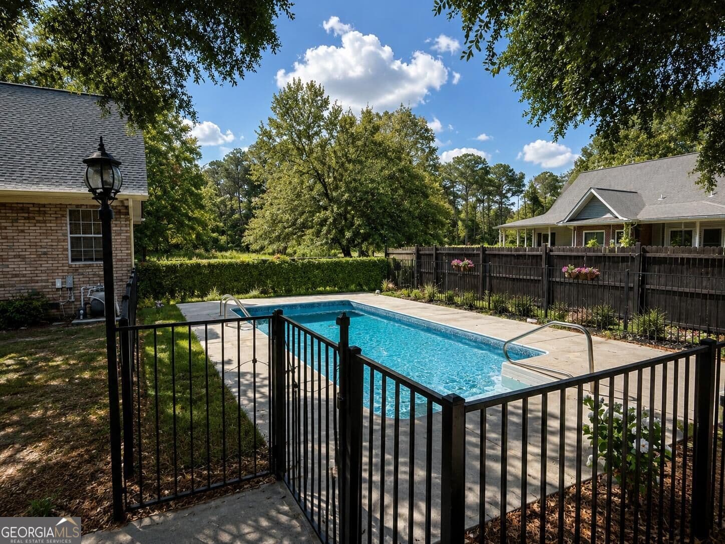 3 bedroom, 2 bathroom, 2,240 sq ft single family residence for sale at 390 Central Avenue, Guyton, GA 31312 — photo 5