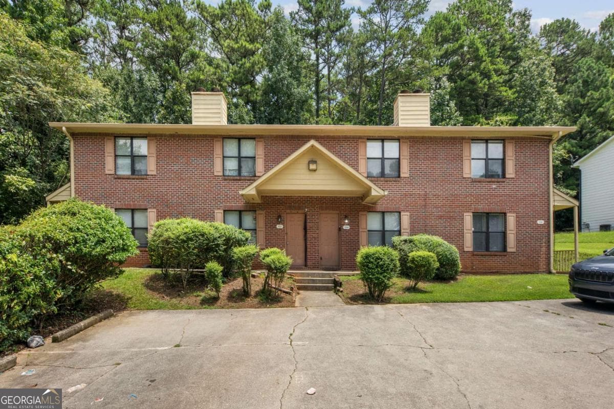 multi family for sale at 3212 Highpoint Court, Snellville, GA 30078 — photo 1 of 17