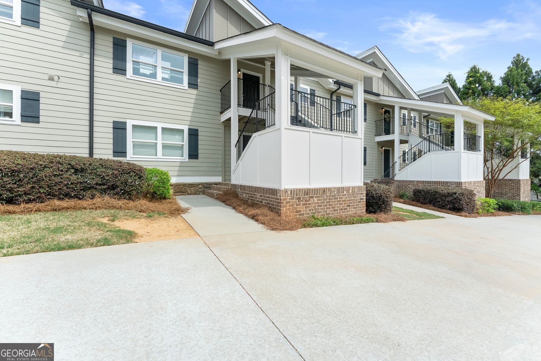 multi family for sale at 535 Forrest Avenue, Gainesville, GA 30501 — photo 2