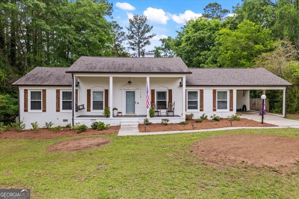 3 bedroom, 2 bathroom single family residence sold at 112 Pine Lane Drive, Milledgeville, GA 31061