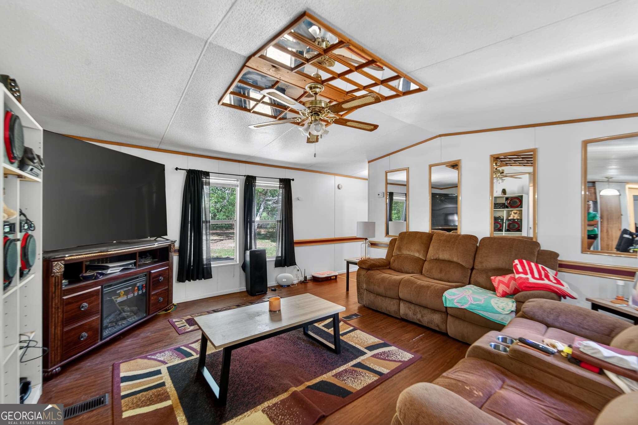 3 bedroom, 3 bathroom, 1,216 sq ft manufactured home,single family residence for sale at 1945 Blackwell Street, Waycross, GA 31503 — photo 8
