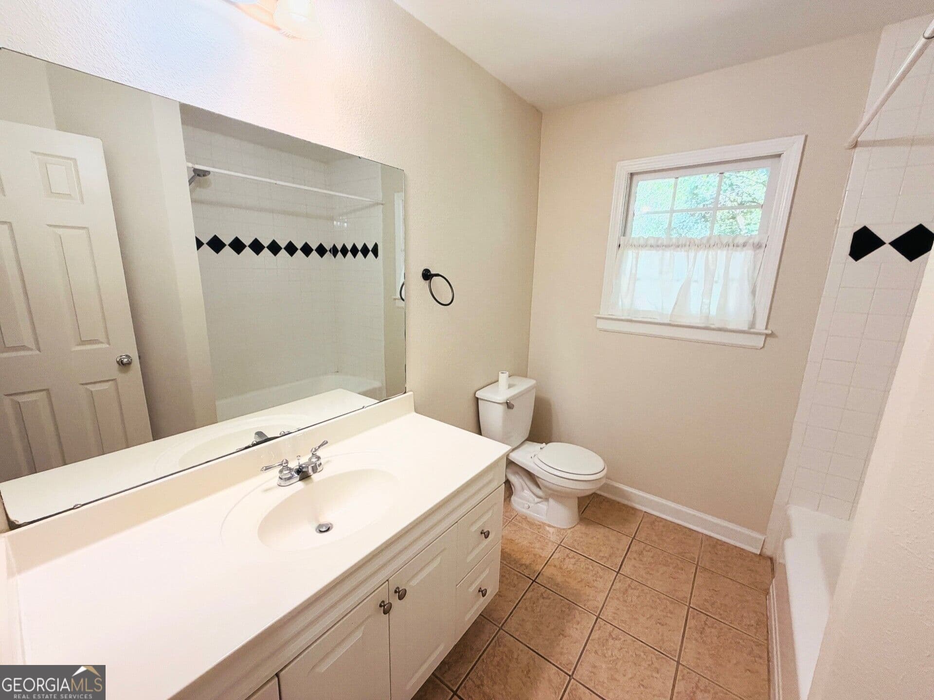 2 bedroom, 2 bathroom, 1,102 sq ft condominium for sale at 1020 Scott Boulevard, Decatur, GA 30030 — photo 10