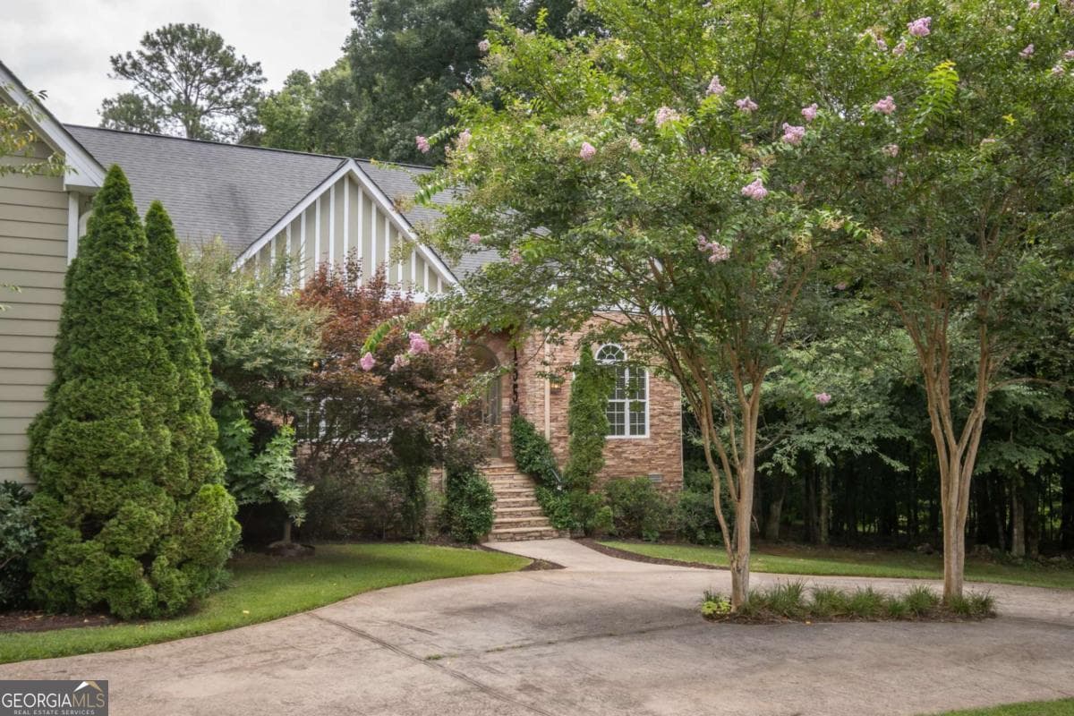 3 bedroom, 2.5 bathroom, 2,995 sq ft single family residence for sale at 155 Pine Creek Way, Winterville, GA 30683 — photo 2