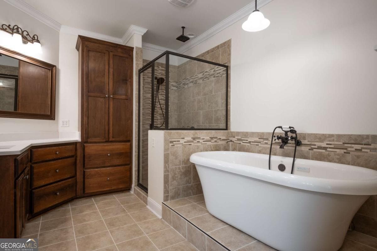 3 bedroom, 2.5 bathroom, 2,995 sq ft single family residence for sale at 155 Pine Creek Way, Winterville, GA 30683 — photo 10
