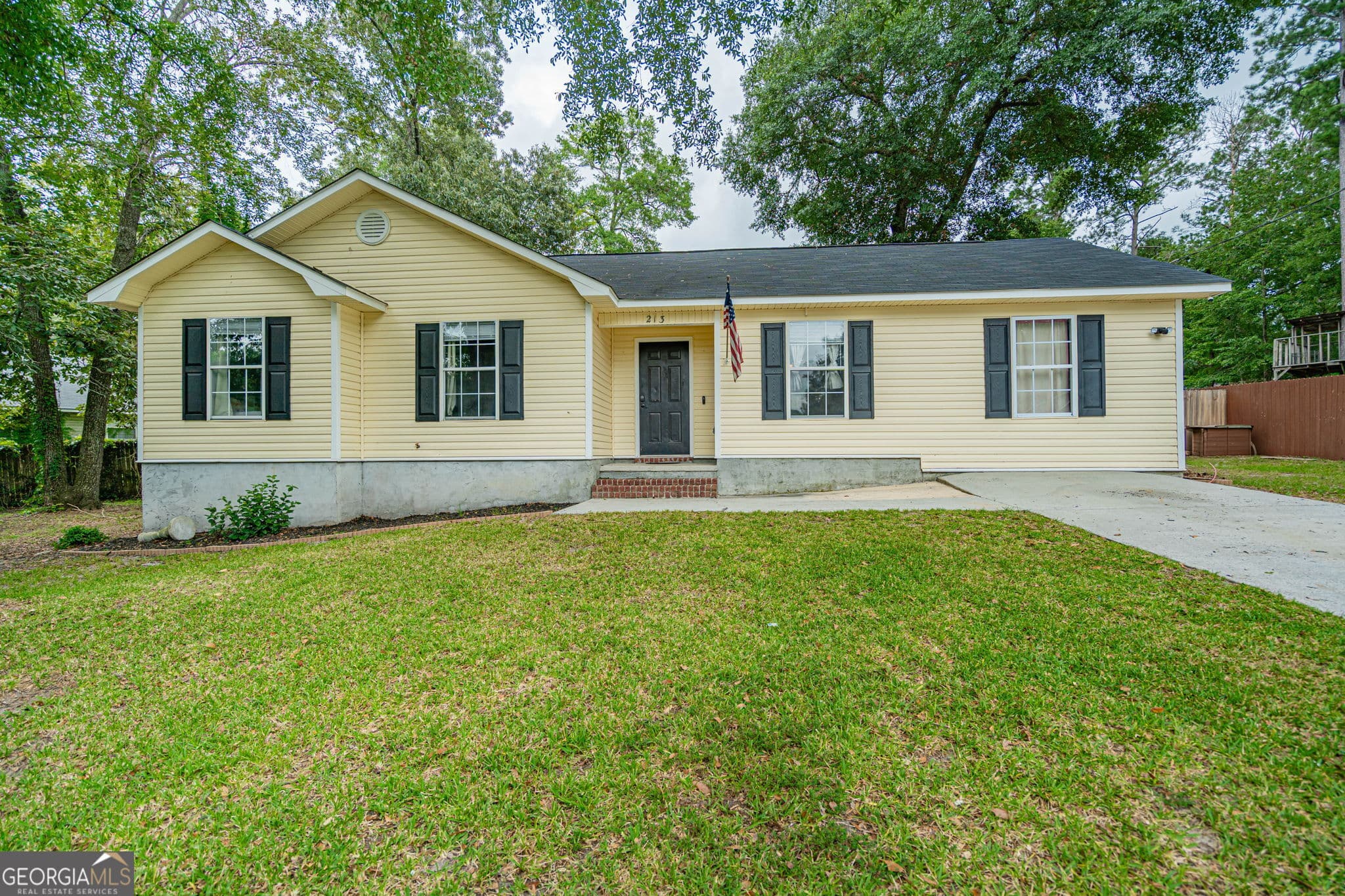 213 Doe Circle, Springfield, GA 31329 — most recent listing photo