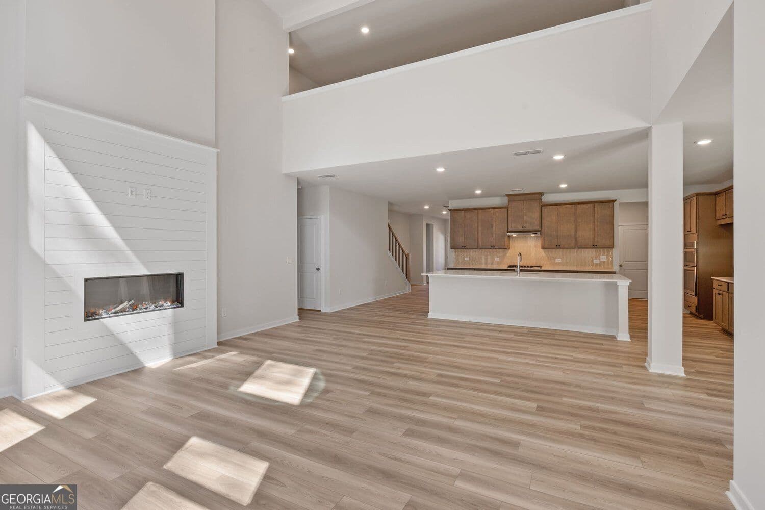 6 bedroom, 5.5 bathroom, 3,892 sq ft single family residence for sale at 328 Bailiwick Lane, Canton, GA 30115 — photo 6