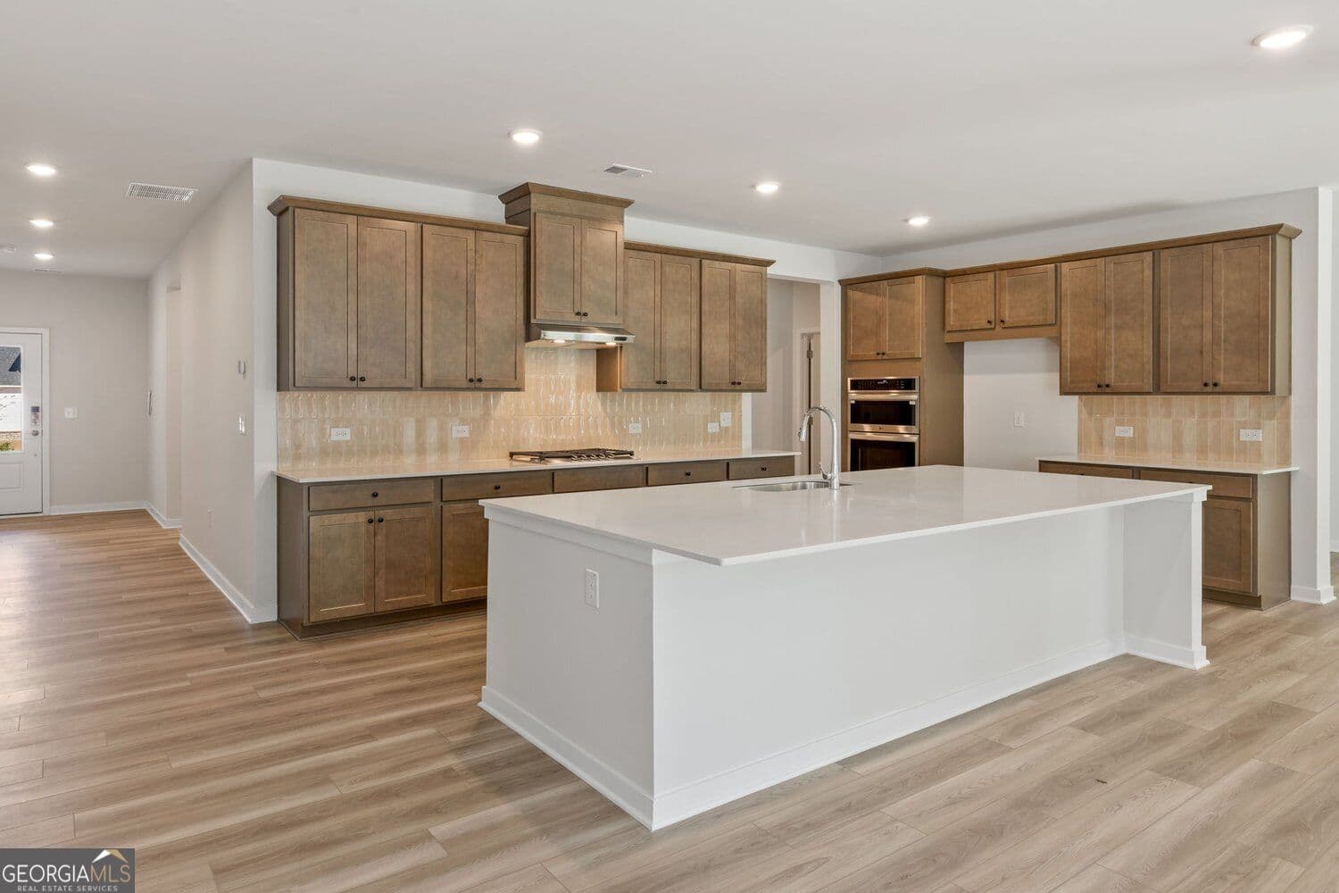 6 bedroom, 5.5 bathroom, 3,892 sq ft single family residence for sale at 328 Bailiwick Lane, Canton, GA 30115 — photo 10