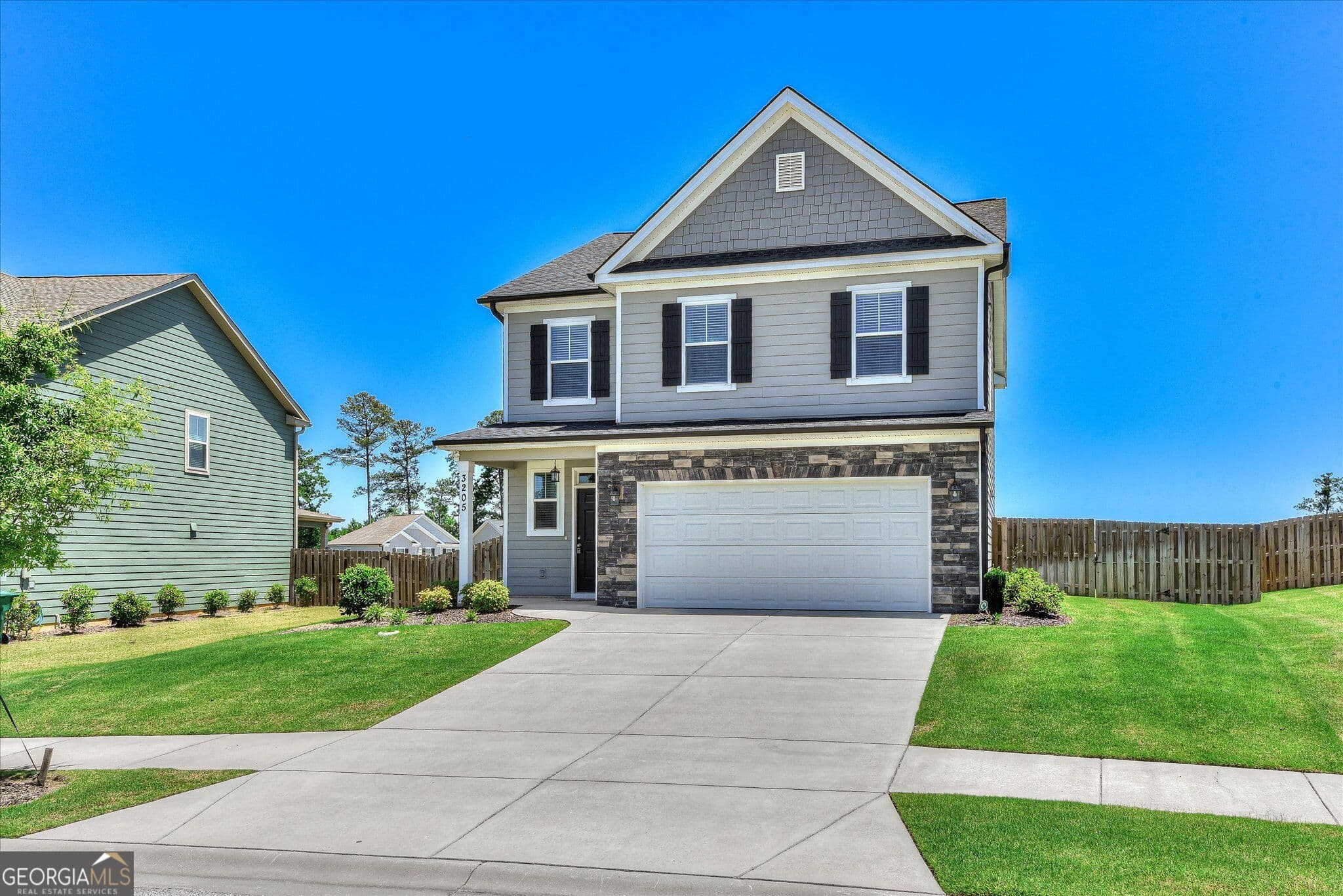 4 bedroom, 2.5 bathroom, 2,095 sq ft single family residence for sale at 3205 Wayne Drive, Grovetown, GA 30813 — photo 7
