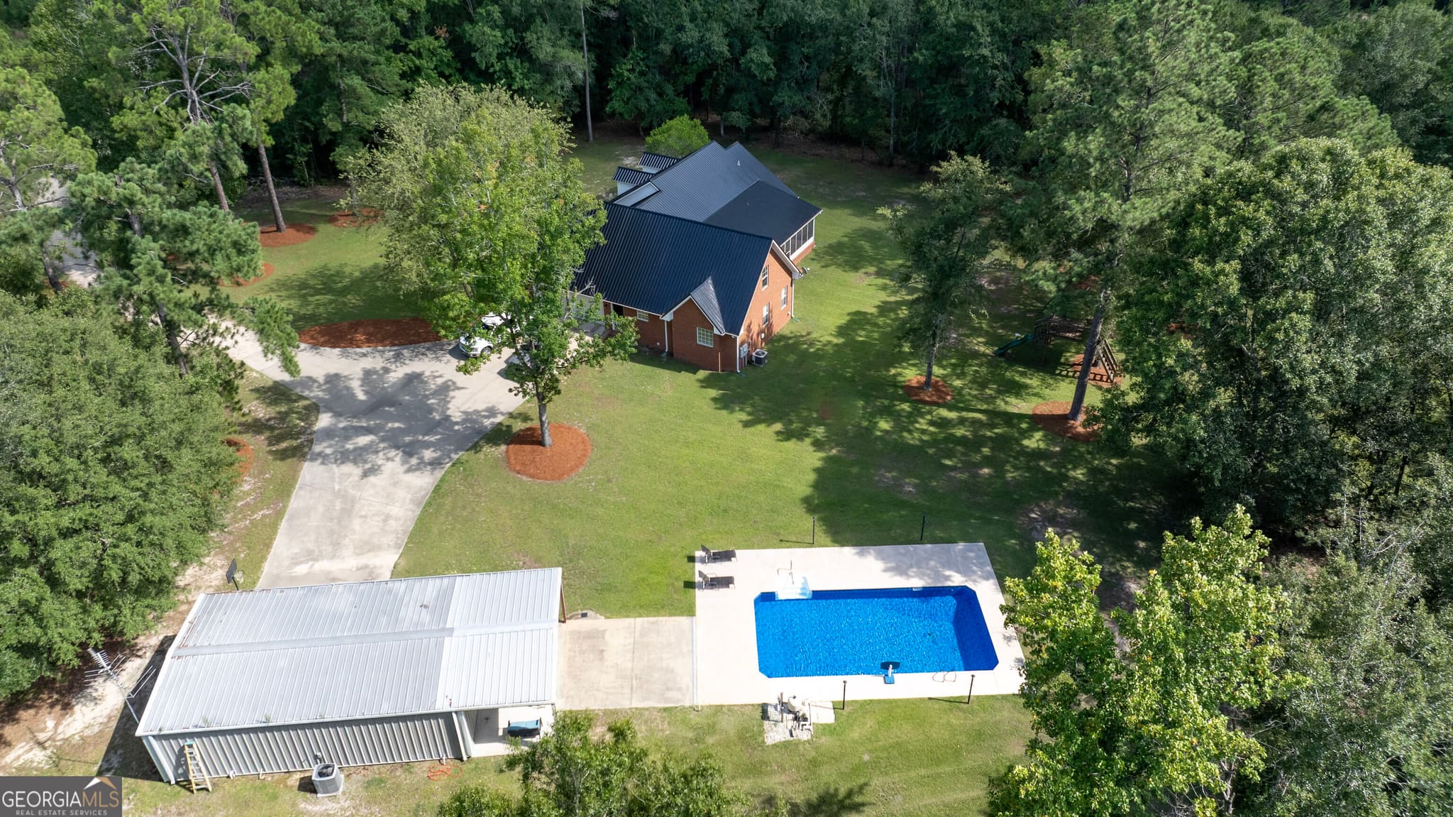 5 bedroom, 2.5 bathroom, 2,861 sq ft single family residence under contract at 449 Roscoe Smith, Collins, GA 30421 — photo 7