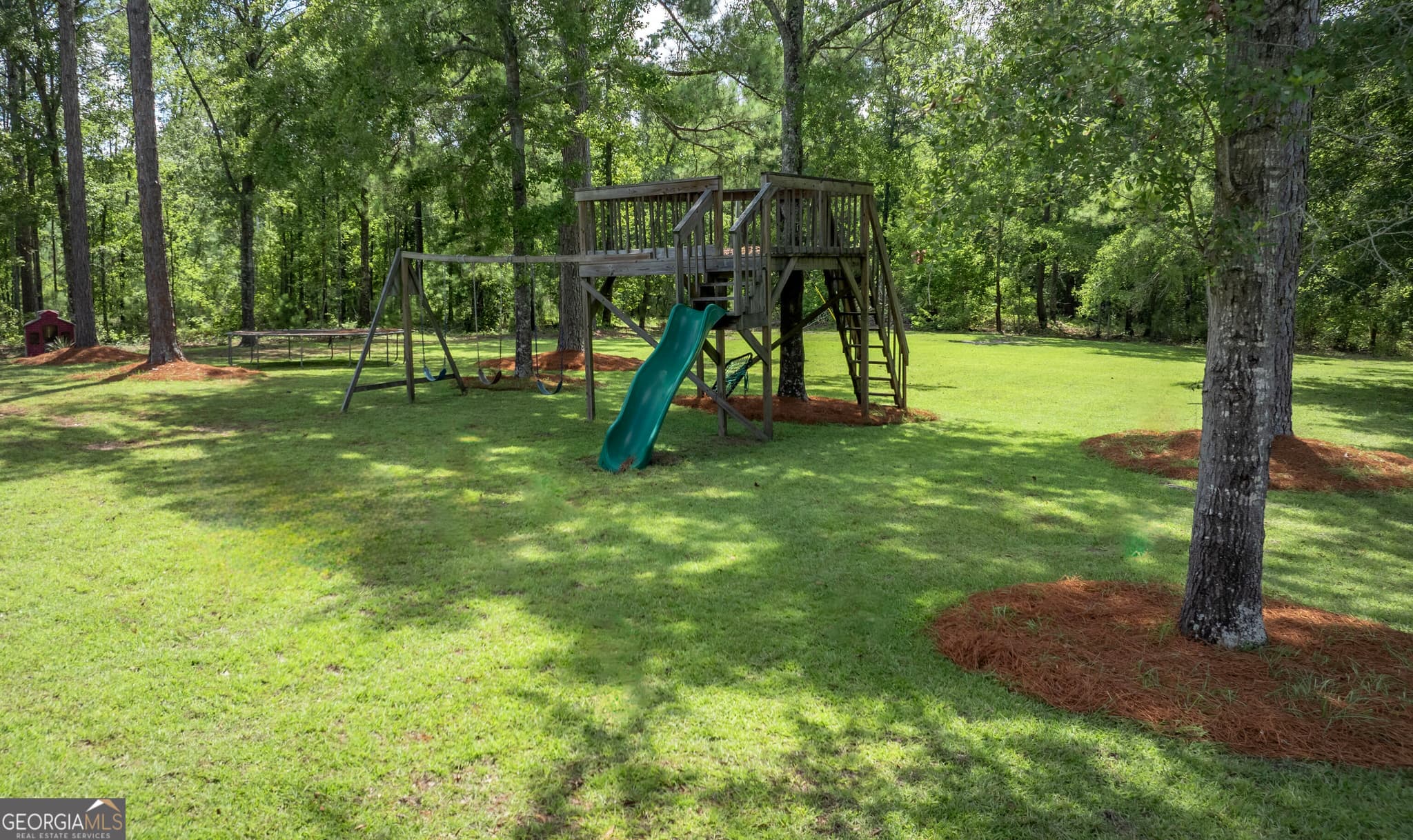 5 bedroom, 2.5 bathroom, 2,861 sq ft single family residence under contract at 449 Roscoe Smith, Collins, GA 30421 — photo 10