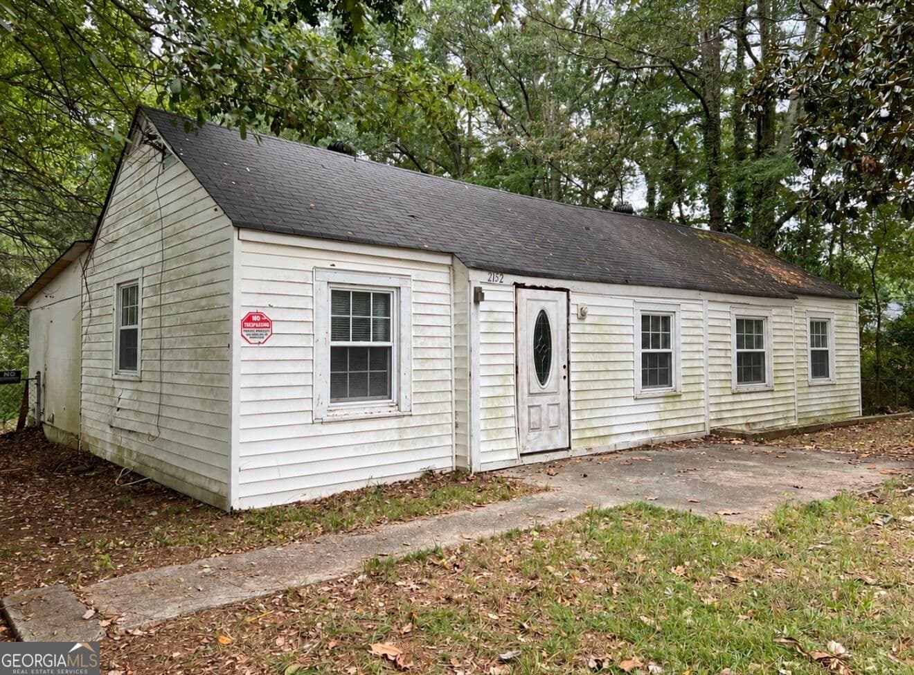 3 bedroom, 1 bathroom, 1,175 sq ft single family residence for sale at 2152 Wesley Chapel Road, Decatur, GA 30035