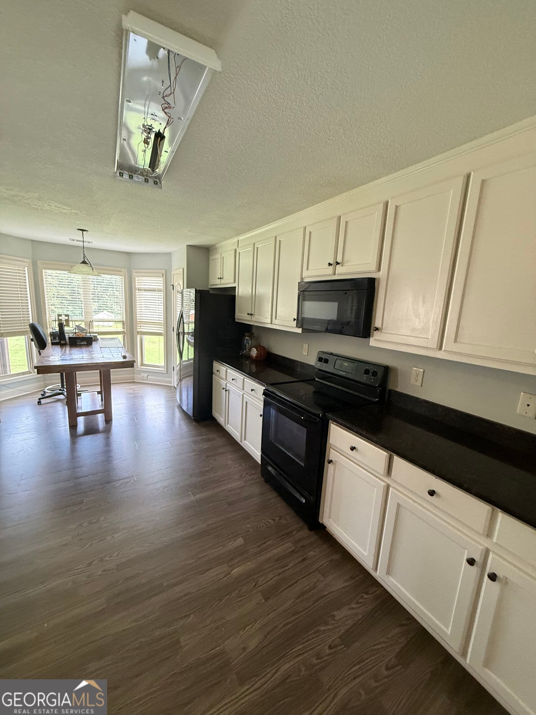 5 bedroom, 3 bathroom, 2,344 sq ft single family residence for sale at 312 Thoroughbred Trail, Monroe, GA 30655 — photo 7
