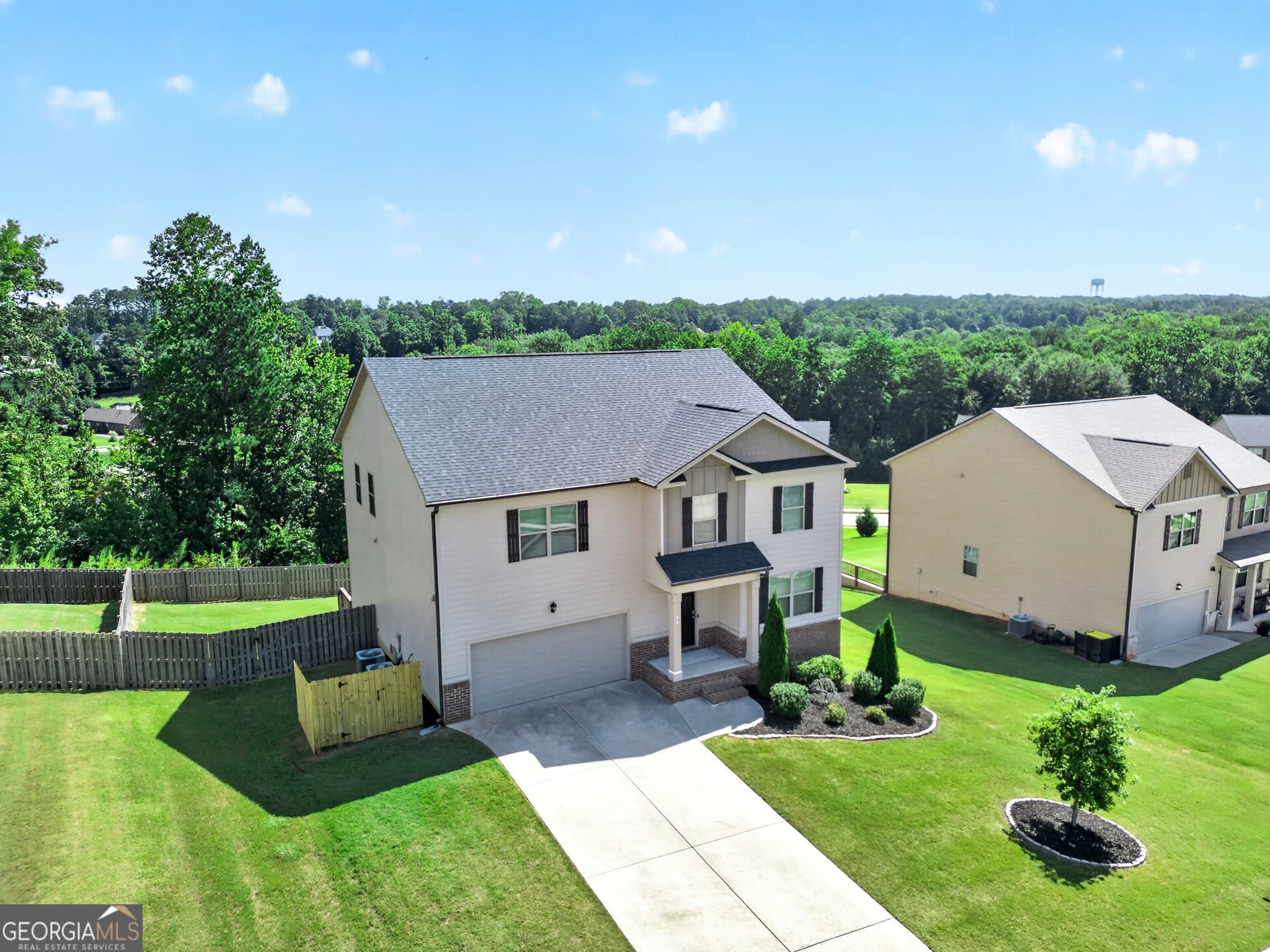 5 bedroom, 3 bathroom, 3,268 sq ft single family residence for sale at 45 Filson Drive, Senoia, GA 30276 — photo 5