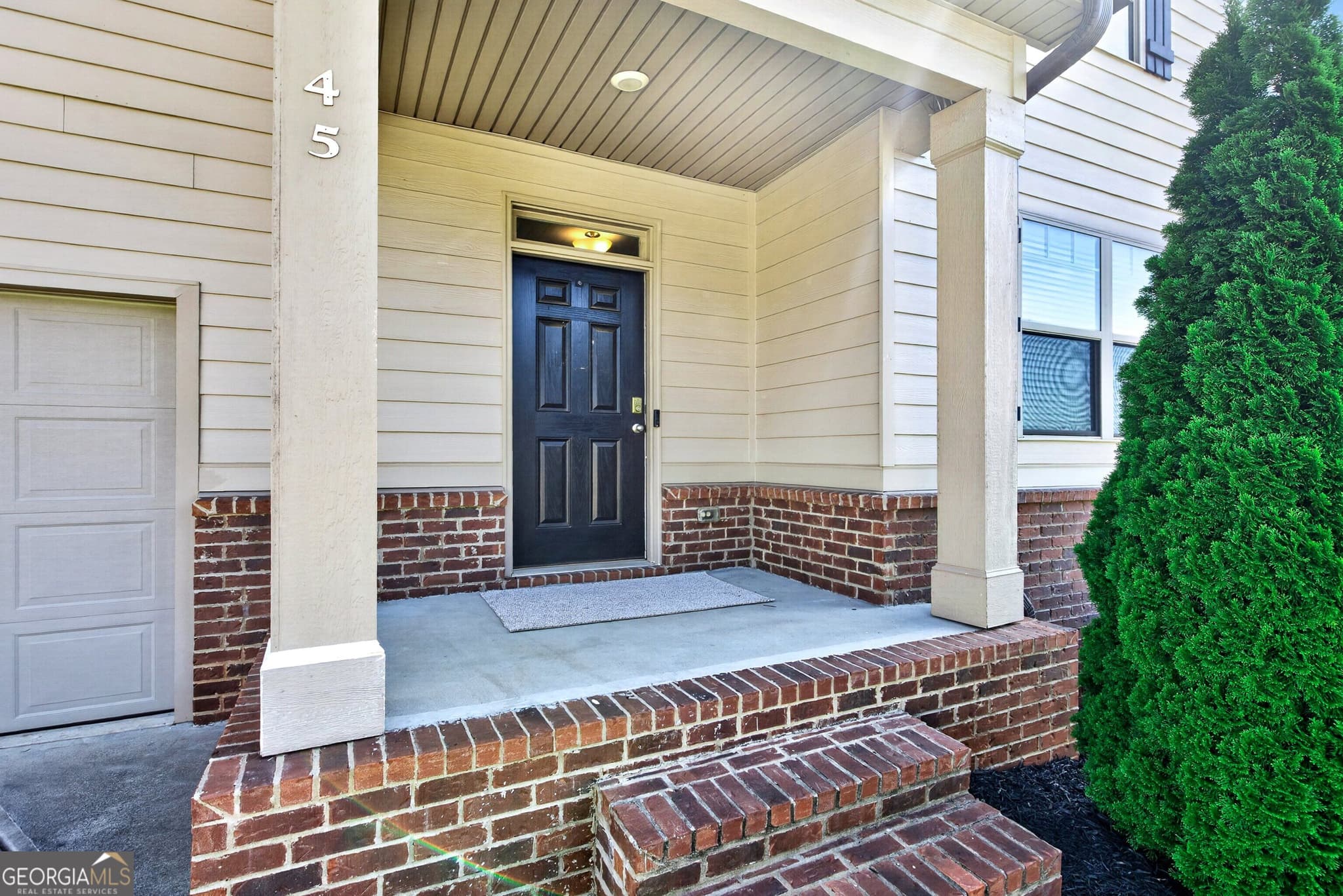 5 bedroom, 3 bathroom, 3,268 sq ft single family residence for sale at 45 Filson Drive, Senoia, GA 30276 — photo 8