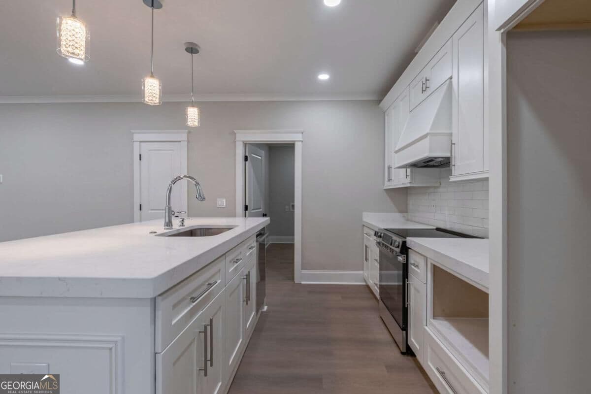 3 bedroom, 3 bathroom, 1,816 sq ft single family residence for sale at 540 Sunset Avenue, Comer, GA 30629 — photo 9